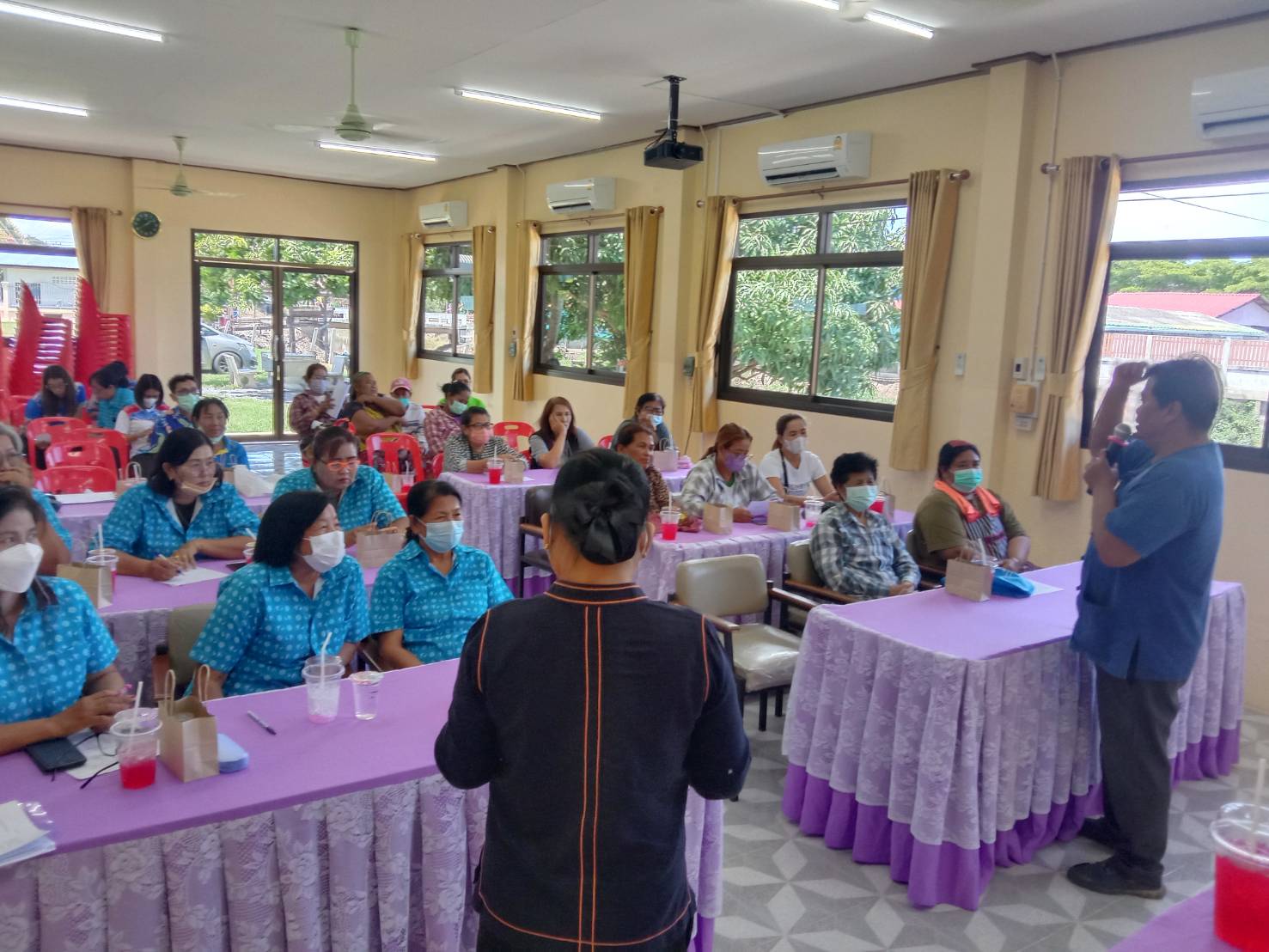 สำนักงานเลขานุการกองทุนพัฒนาบทบาทสตรีจังหวัด หนุนเสริมพัฒนาชุมชนอำเภอ เร่งรัดหนี้สตรี