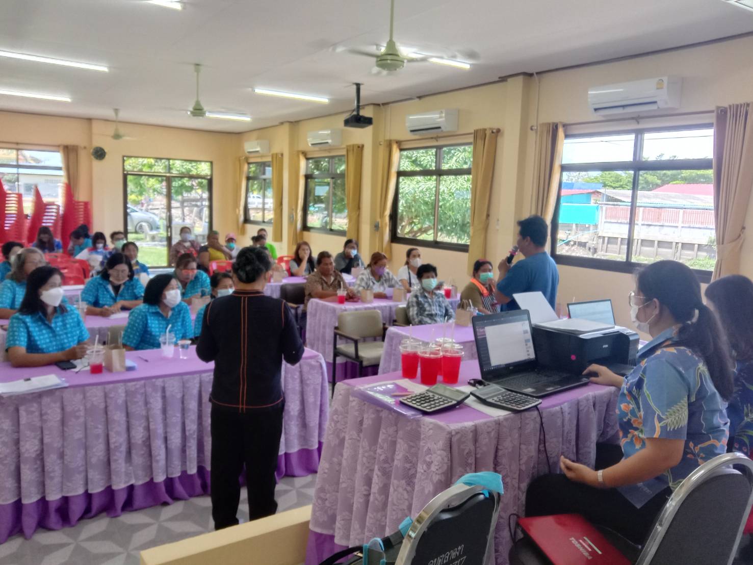 สำนักงานเลขานุการกองทุนพัฒนาบทบาทสตรีจังหวัด หนุนเสริมพัฒนาชุมชนอำเภอ เร่งรัดหนี้สตรี