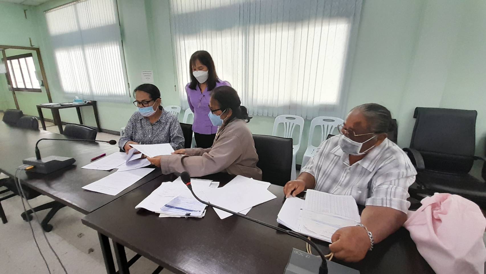 สำนักงานเลขานุการกองทุนพัฒนาบทบาทสตรีจังหวัด เดินหน้าลดหนี้ลงเหลือ 10%