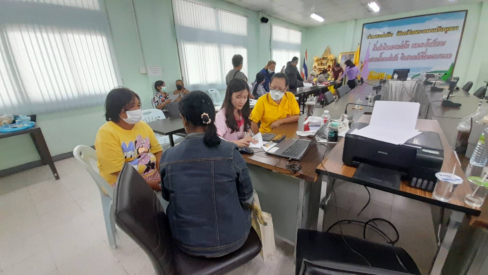 สำนักงานเลขานุการกองทุนพัฒนาบทบาทสตรีจังหวัด เดินหน้าลดหนี้ลงเหลือ 10%