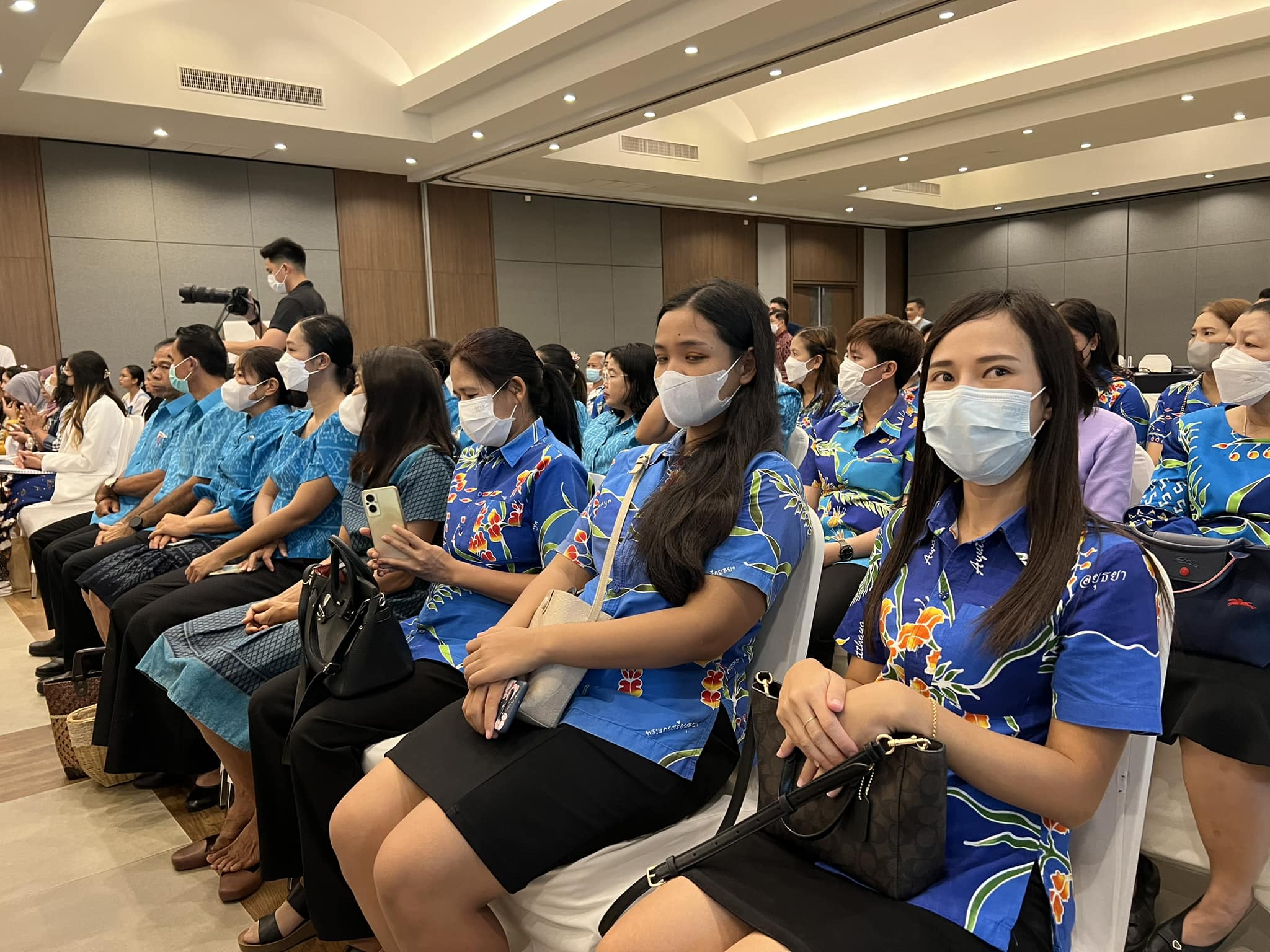 พช.อยุธยา เสริมพลังกรมการพัฒนาชุมชน สนับสนุนเยาวชนรุ่นใหม่สร้างสรรค์ผลงานพัฒนาต่อยอดภูมิปัญญาผลิตภัณฑ์ OTOP สู่สากล