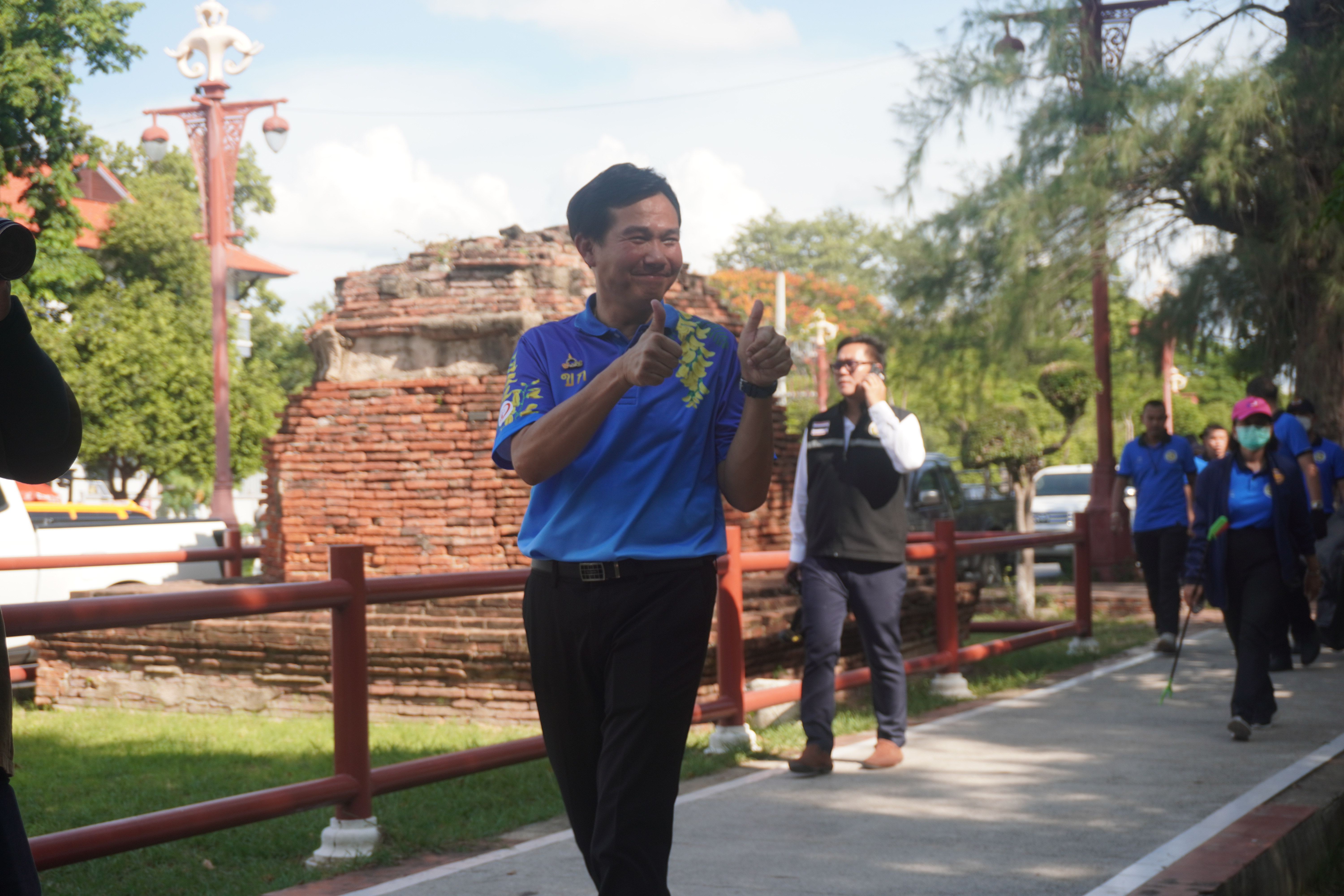 พช.อยุธยา ขานรับ ผู้ว่าฯ ร่วมกิจกรรม “อยุธยาเมืองสะอาด” ปรับสภาพภูมิทัศน์และเก็บขยะบริเวณถนนซีกุน รวมพลังสร้างภาพลักษณ์ที่สวยงามพร้อมต้อนรับนักท่องเที่ยวผู้มาเยือนจังหวัดพระนครศรีอยุธยา