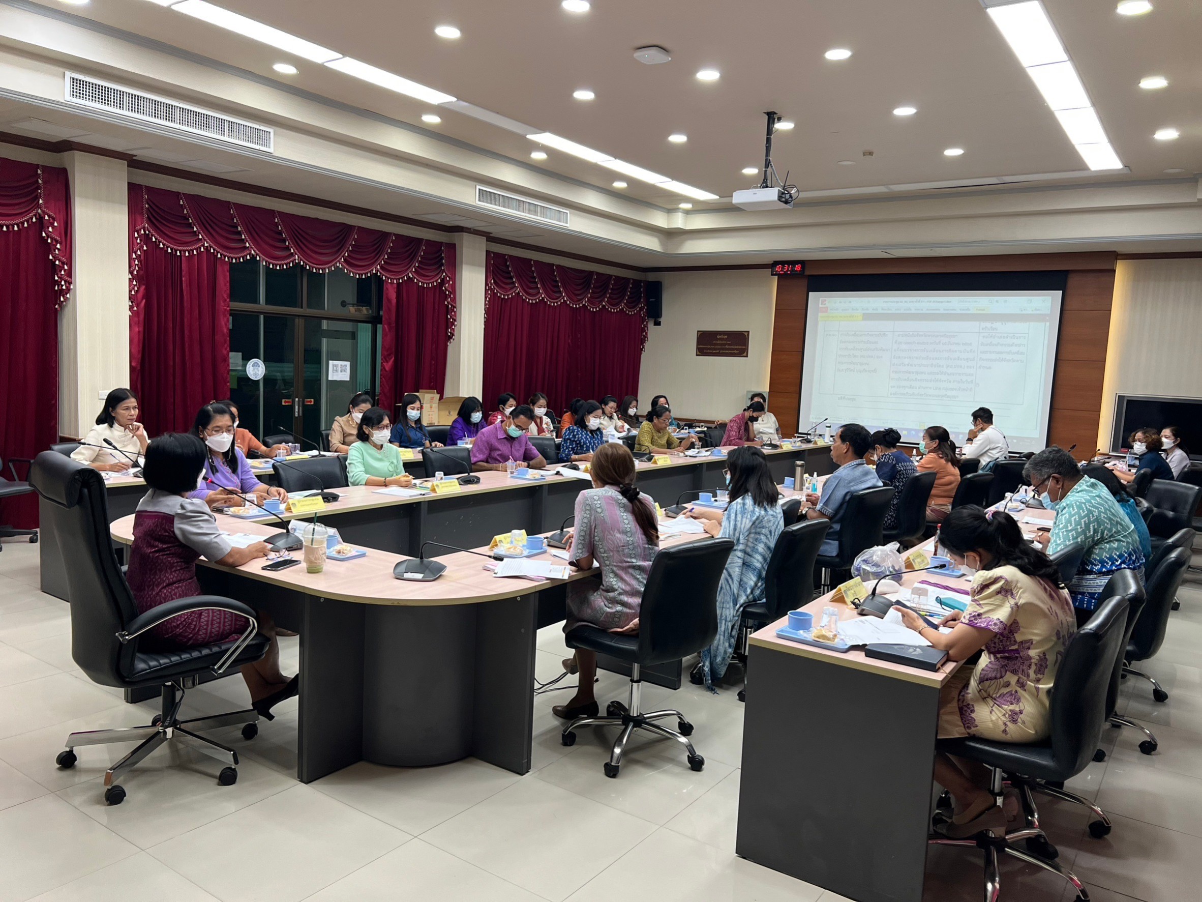 พช.พระนครศรีอยุธยา ประชุมขับเคลื่อนงานพัฒนาชุมชน ประชุมผู้อำนวยการกลุ่มงานฯ พัฒนาการอำเภอ และนักวิชาการพัฒนาชุมชนครั้งที่ 7/2566