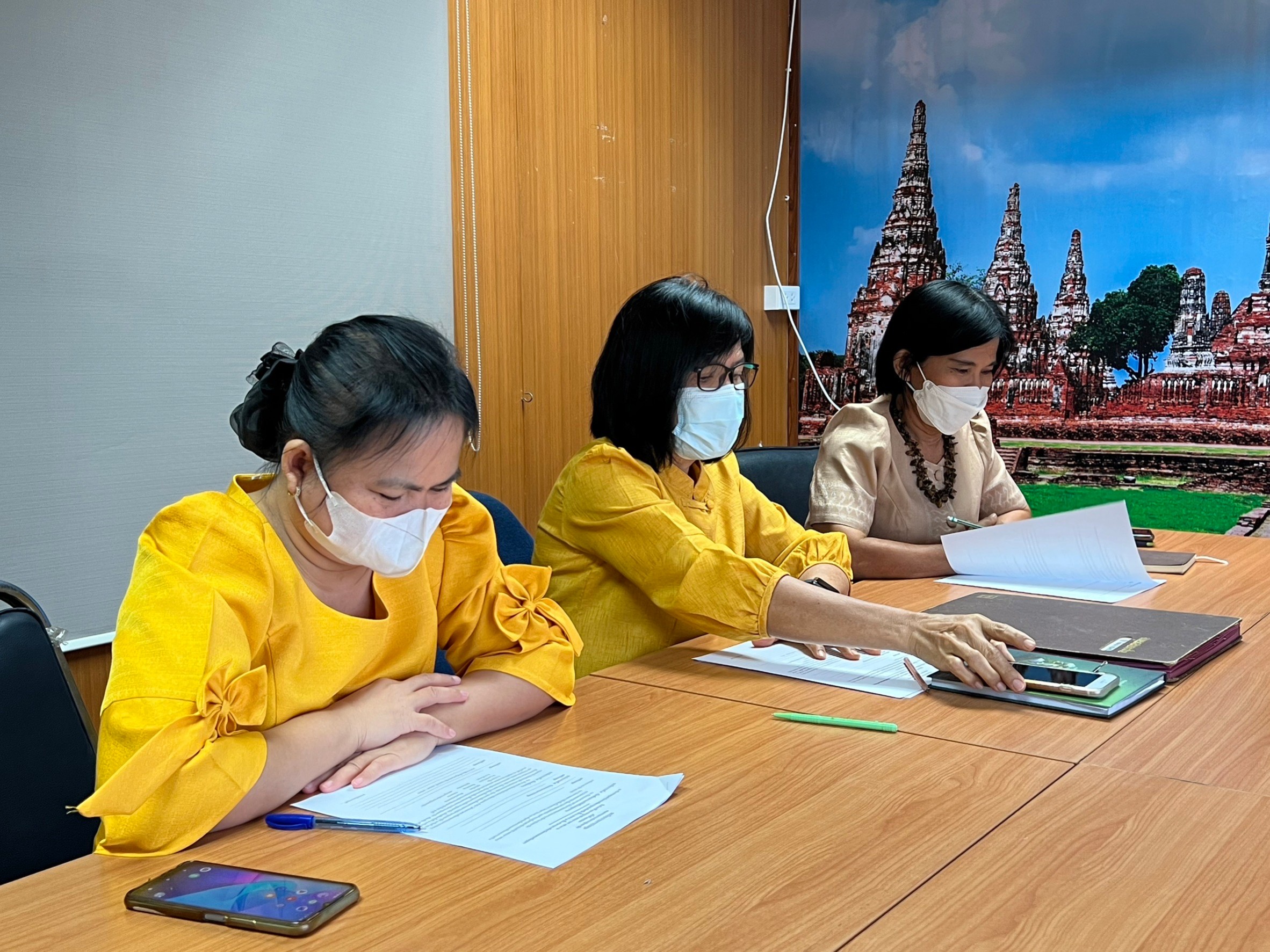 พช.อยุธยา จัดประชุมคณะกรรมการบริหารกลุ่มสมาชิกสหกรณ์ออมทรัพย์กรมการพัฒนาชุมชน