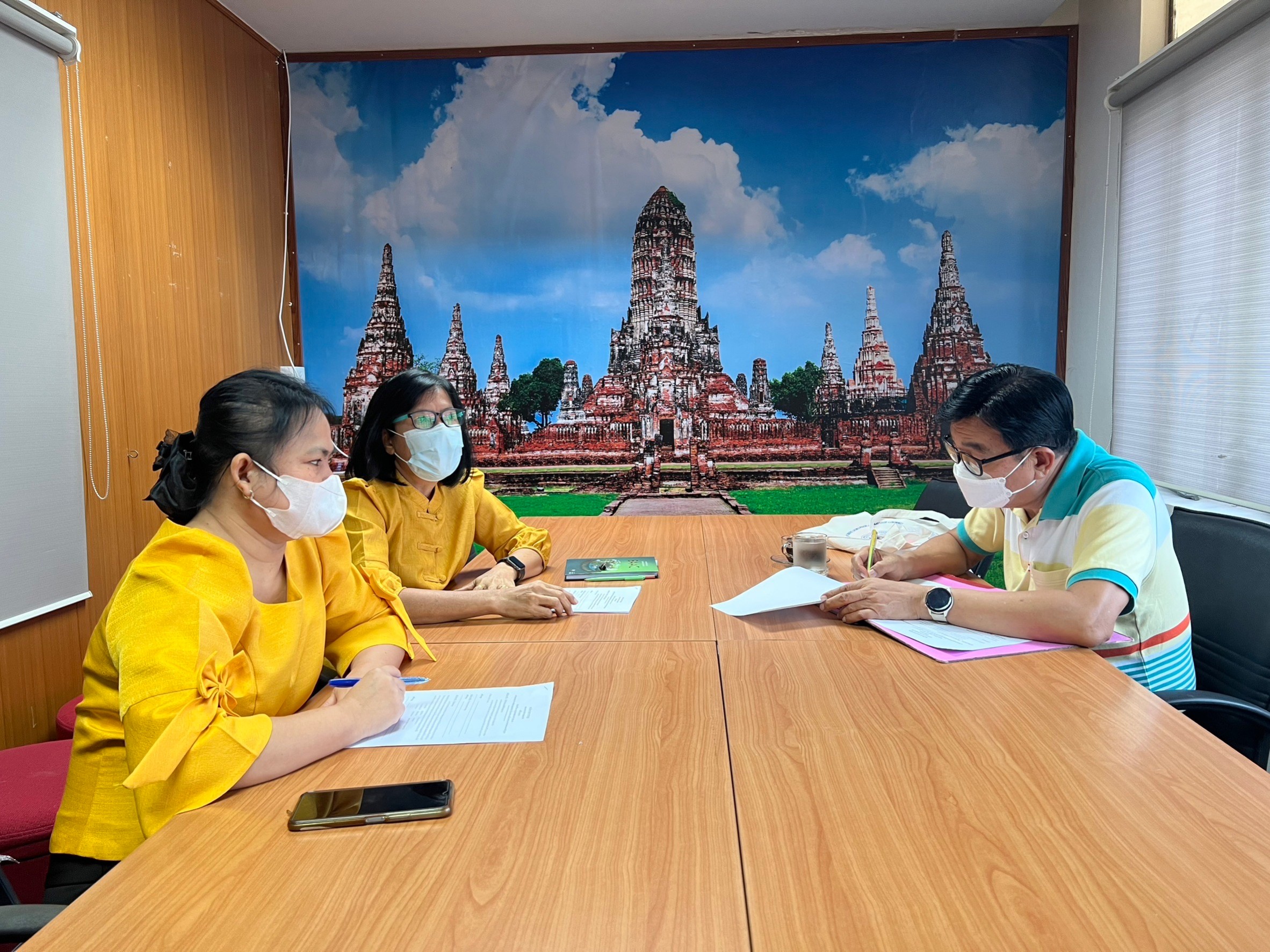 พช.อยุธยา จัดประชุมคณะกรรมการบริหารกลุ่มสมาชิกสหกรณ์ออมทรัพย์กรมการพัฒนาชุมชน