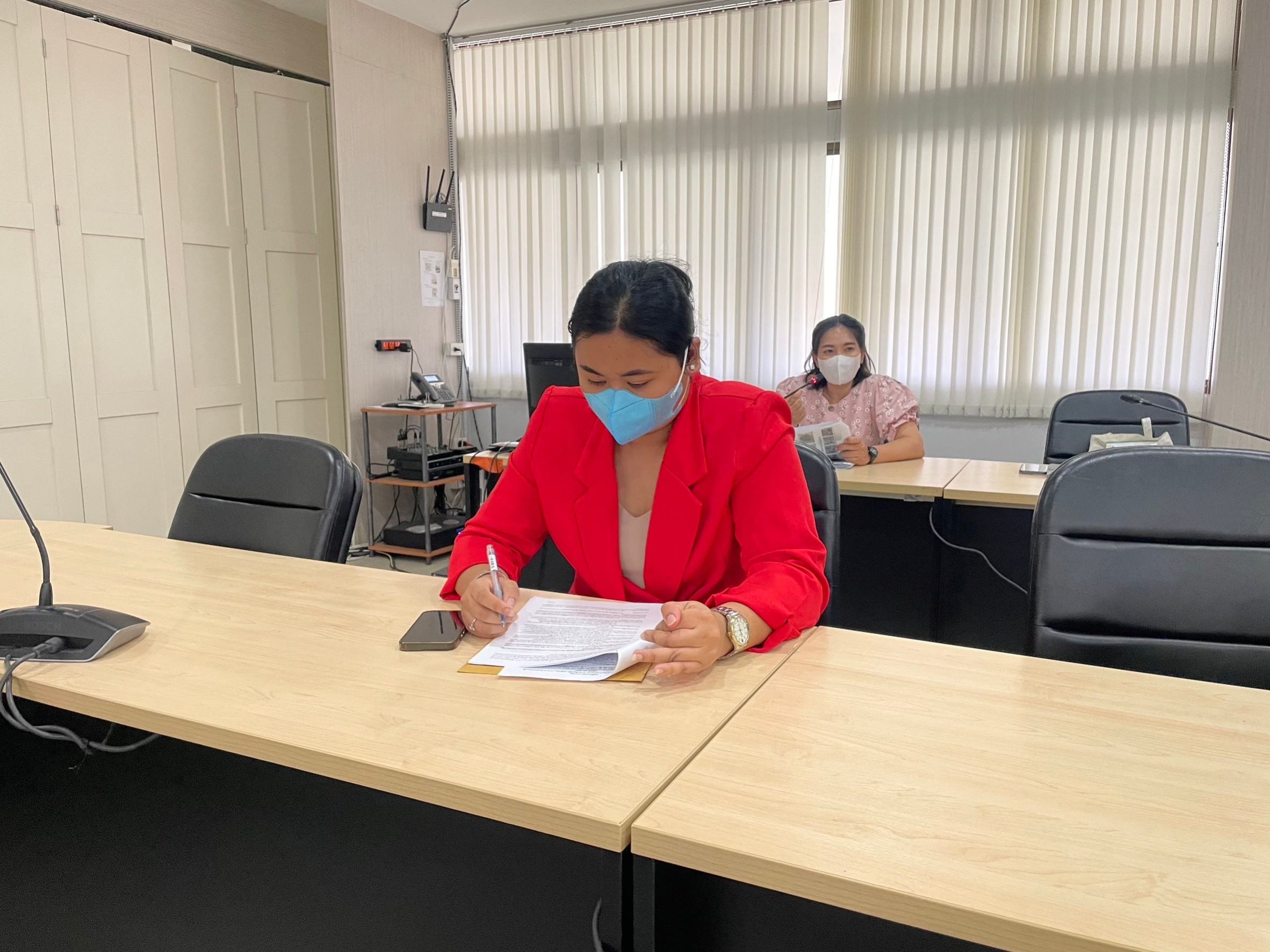 พช.อยุธยา พลักดัน ผู้ประกอบการ OTOP เข้าร่วมจำหน่ายสินค้างาน OTOP ศิลปาชีพฯ