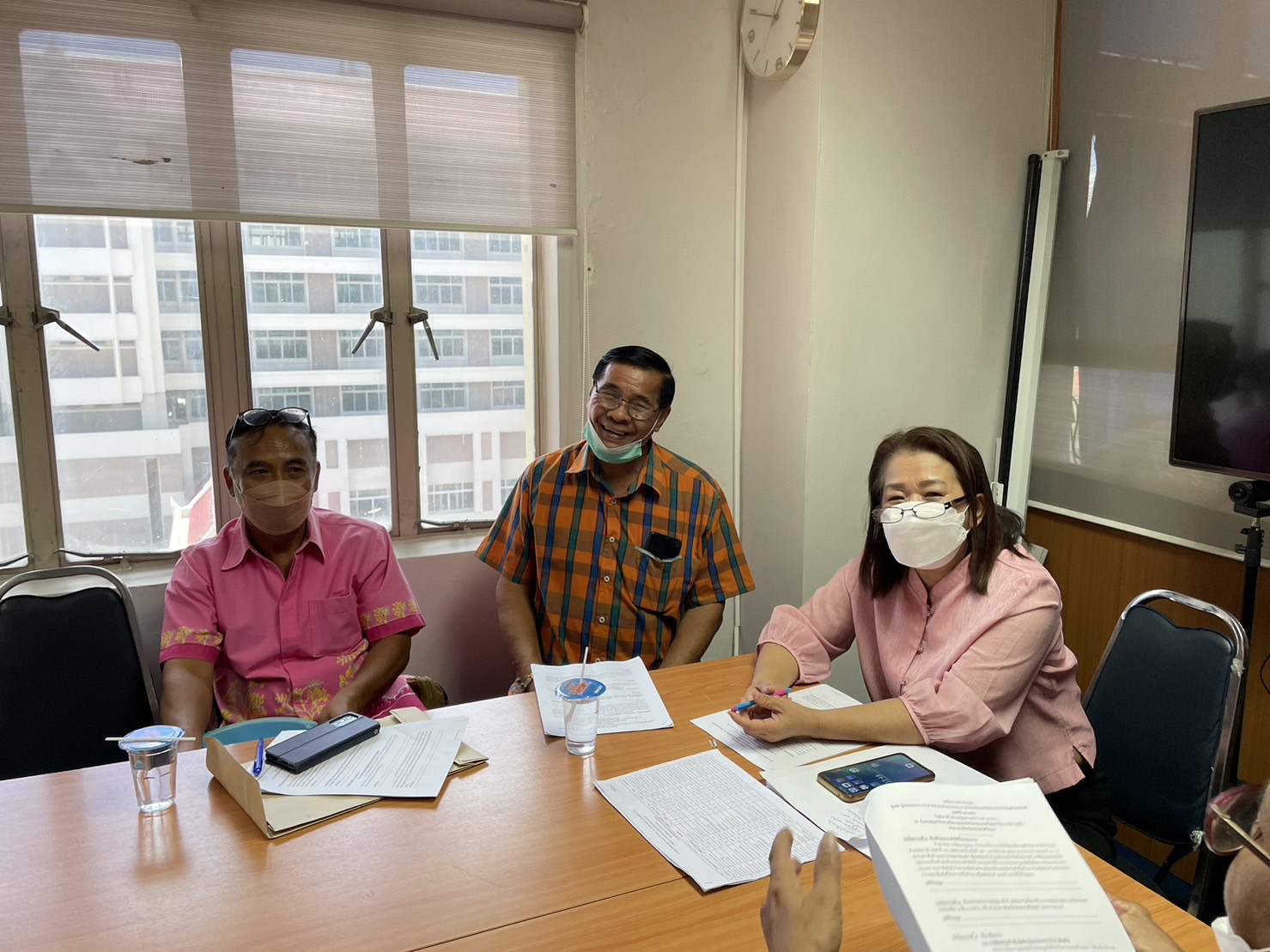 การประชุม “ผู้ผลิต ผู้ประกอบการ OTOP ที่เข้าร่วมจำหน่ายงาน OTOP ศิลปาชีพ ประทีปไทย OTOP ก้าวไกลด้วยพระบารมี ประจำปี พ.ศ.2566