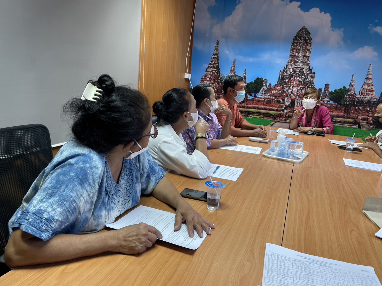 การประชุม “ผู้ผลิต ผู้ประกอบการ OTOP ที่เข้าร่วมจำหน่ายงาน OTOP ศิลปาชีพ ประทีปไทย OTOP ก้าวไกลด้วยพระบารมี ประจำปี พ.ศ.2566