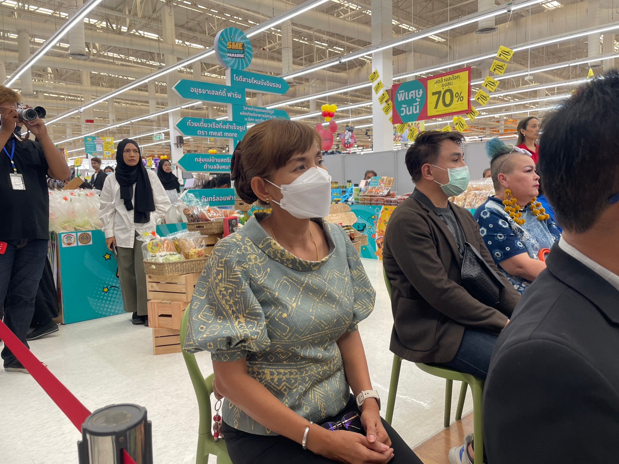 ยกขบวน OTOP อยุธยา เปิด “ตลาดนัด SME สัญจร”