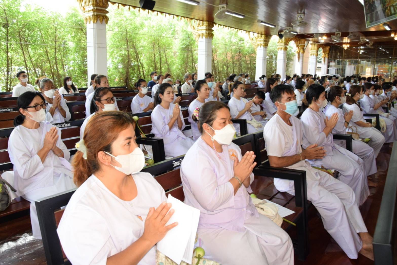 คณะสงฆ์อยุธยา นำข้าราชการ พ่อค้า ประชาชน จัดกิจกรรมและประกอบพิธีเวียนเทียน