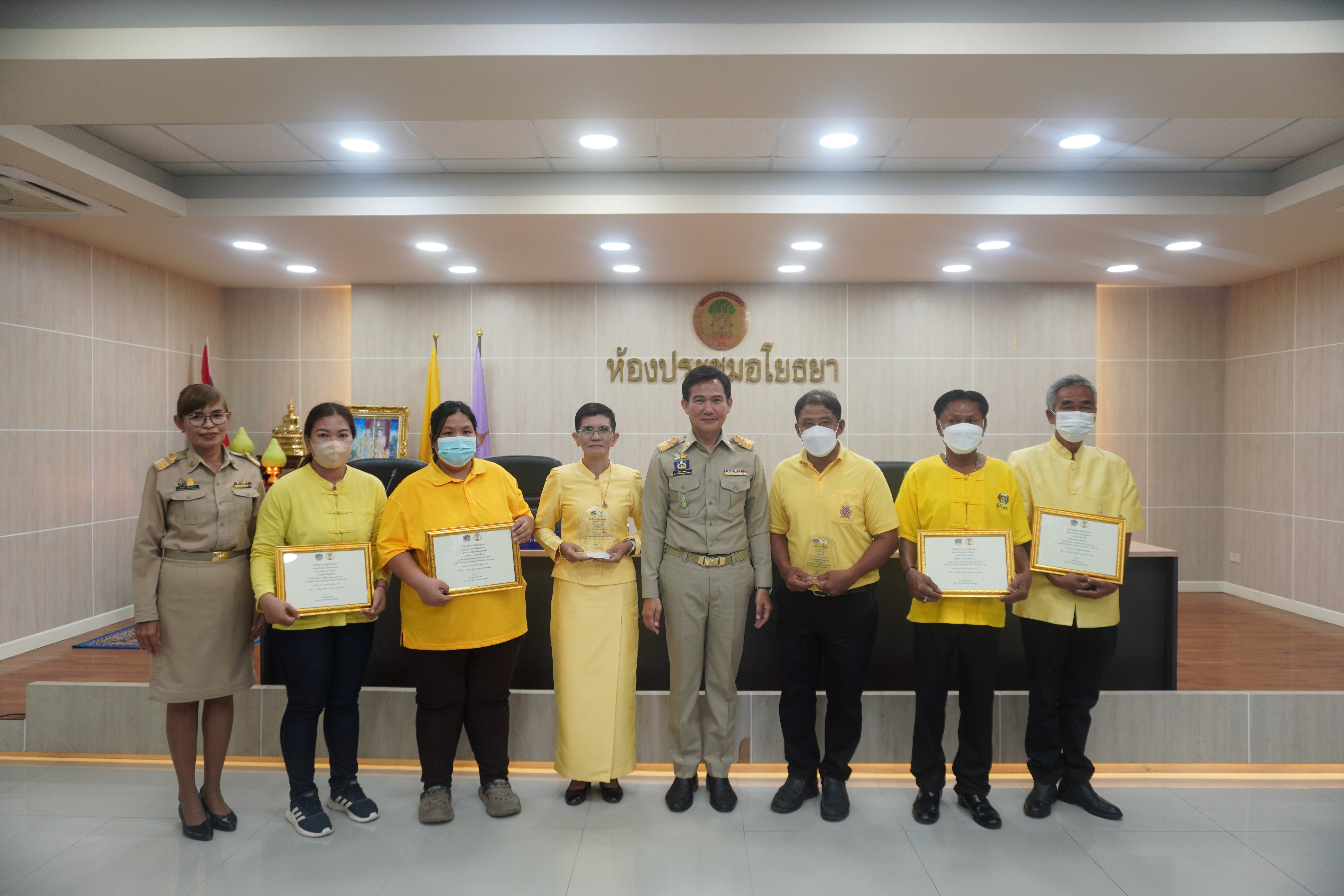 ผู้ว่าราชการจังหวัดฯ มอบรางวัลผลการคัดสรรกิจกรรมพัฒนาชุมชนดีเด่นระดับจังหวัด ประจำปี 2566