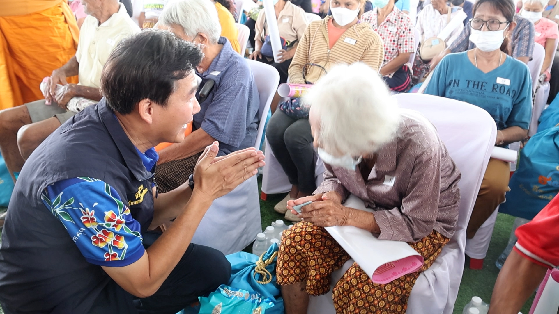 พช.อยุธยา สนับสนุนโครงการ “1 คน 1 ต้น เพื่อคนอยุธยา” เพื่อคนอยุธยาขับเคลื่อนบทบาทการเกื้อหนุนระหว่างวัดและชุมชนให้มีความสุขอย่างยั่งยืน ในพื้นที่อำเภอนครหลวง