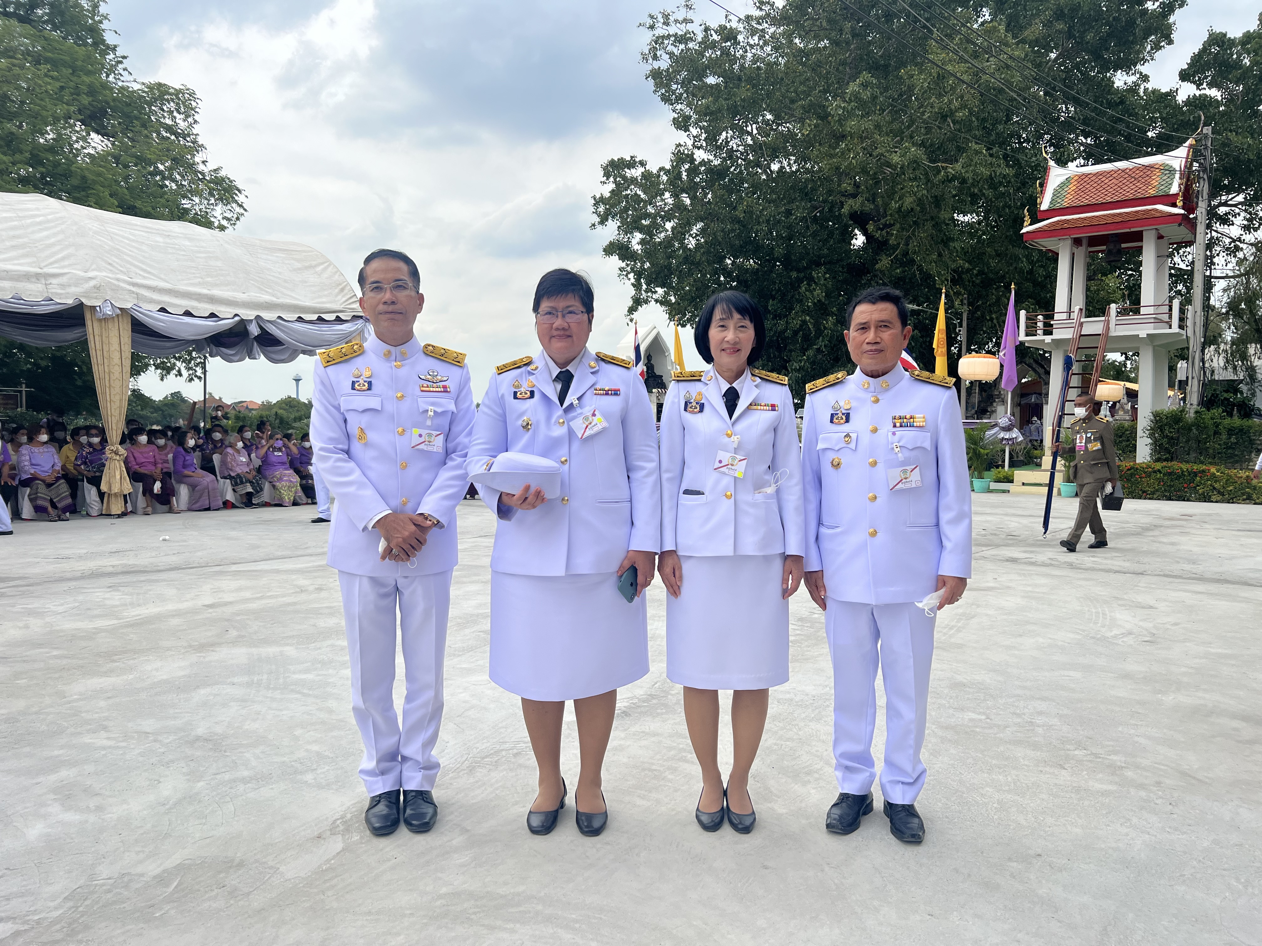 สมเด็จพระกนิษฐาธิราชเจ้า กรมสมเด็จพระเทพรัตนราชสุดาฯ สยามบรมราชกุมารี เสด็จพระราชดำเนินทรงประกอบพิธียกช่อฟ้าพระอุโบสถ และทรงเททองหล่อพระพุทธธรรมมิ่งมงคลรัตนโกฏิราช จำลอง ณ วัดโปรดสัตว์ จังหวัดพระนครศรีอยุธยา