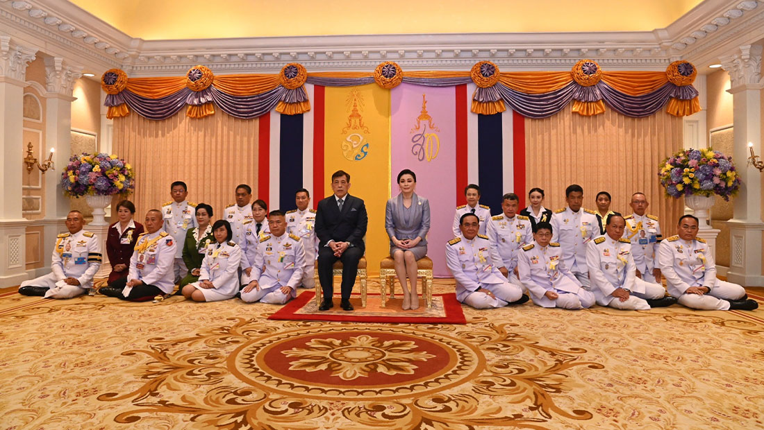 ผู้ว่าราชการจังหวัดพระนครศรีอยุธยา เฝ้ารับเสด็จฯ พระบาทสมเด็จพระเจ้าอยู่หัว และสมเด็จพระนางเจ้าฯ พระบรมราชินี และเข้าเฝ้าฯ รับพระราชทานเงินพระราชทานขวัญถุงกองทุนแม่ของแผ่นดิน ในงานมหกรรมกองทุนแม่ของแผ่นดิน ประจำปี 2566
