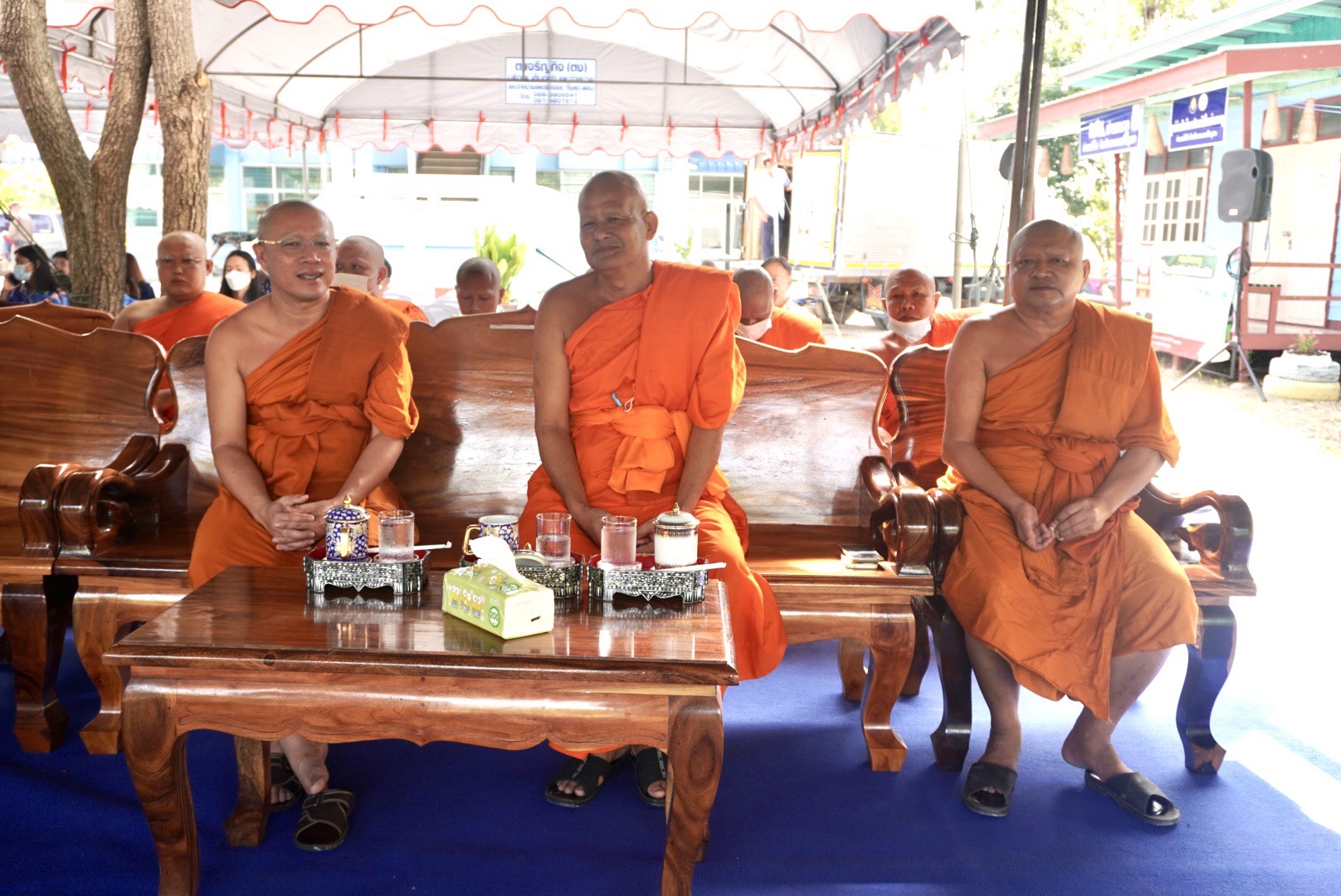 จังหวัดพระนครศรีอยุธยา จับมืออำเภอผักไห่ และ 7 ภาคีเครือข่าย ร่วมปลูกต้นไม้ตามโครงการ “1 คน 1 ต้น เพื่อคนอยุธยา” เร่งเพิ่มพื้นที่สีเขียว ลดคาร์บอน เพื่อช่วยลดโลกร้อน พร้อมขับเคลื่อนบทบาทการเกื้อหนุนระหว่างวัดและชุมชน