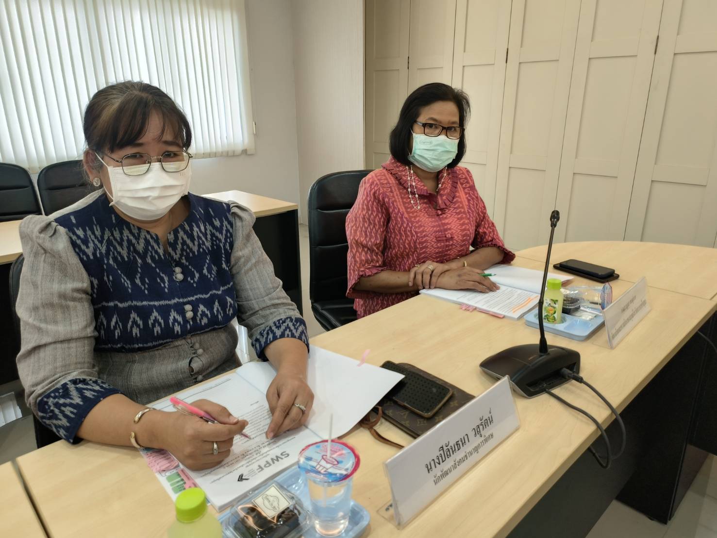 พช.อยุธยา หนุนเสริม พมจ.อยุธยา คัดเลือกโครงการที่มีผลงานดีเด่น ประจำปี 2566