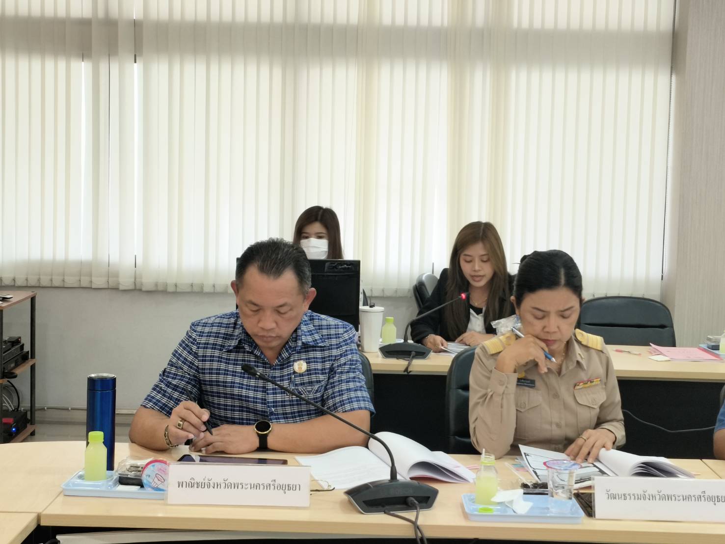 พช.อยุธยา หนุนเสริม พมจ.อยุธยา คัดเลือกโครงการที่มีผลงานดีเด่น ประจำปี 2566