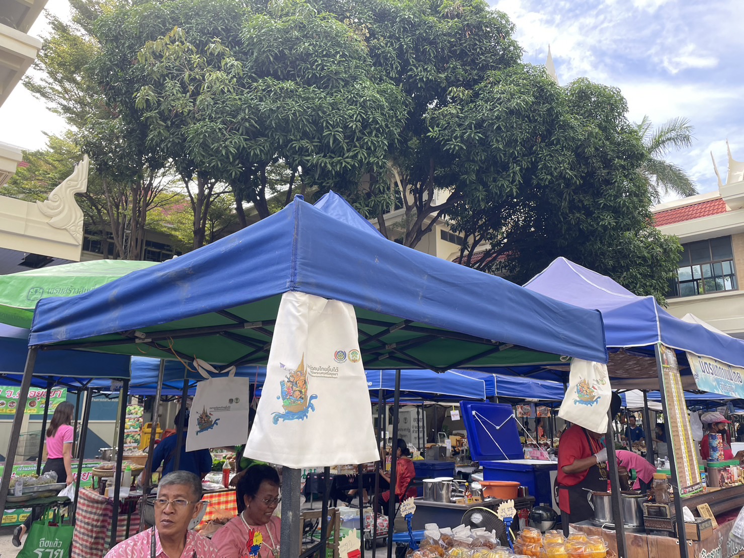 พช.อยุธยา กระตุ้นเศรษฐกิจ สร้างรายได้ให้ชุมชน