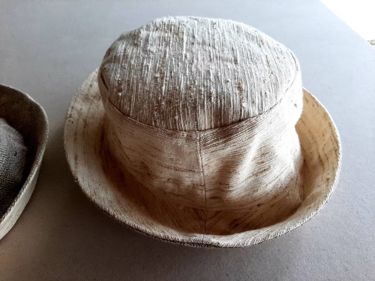 🔹พช.พระนครศรีอยุธยา  พัฒนาการจังหวัด เสริมแกร่ง กลุ่มวิสาหกิจชุมชนบ้านผักตบชวาไม้ “สวะริมน้ำ สู่งานศิลป์ระดับสากล”