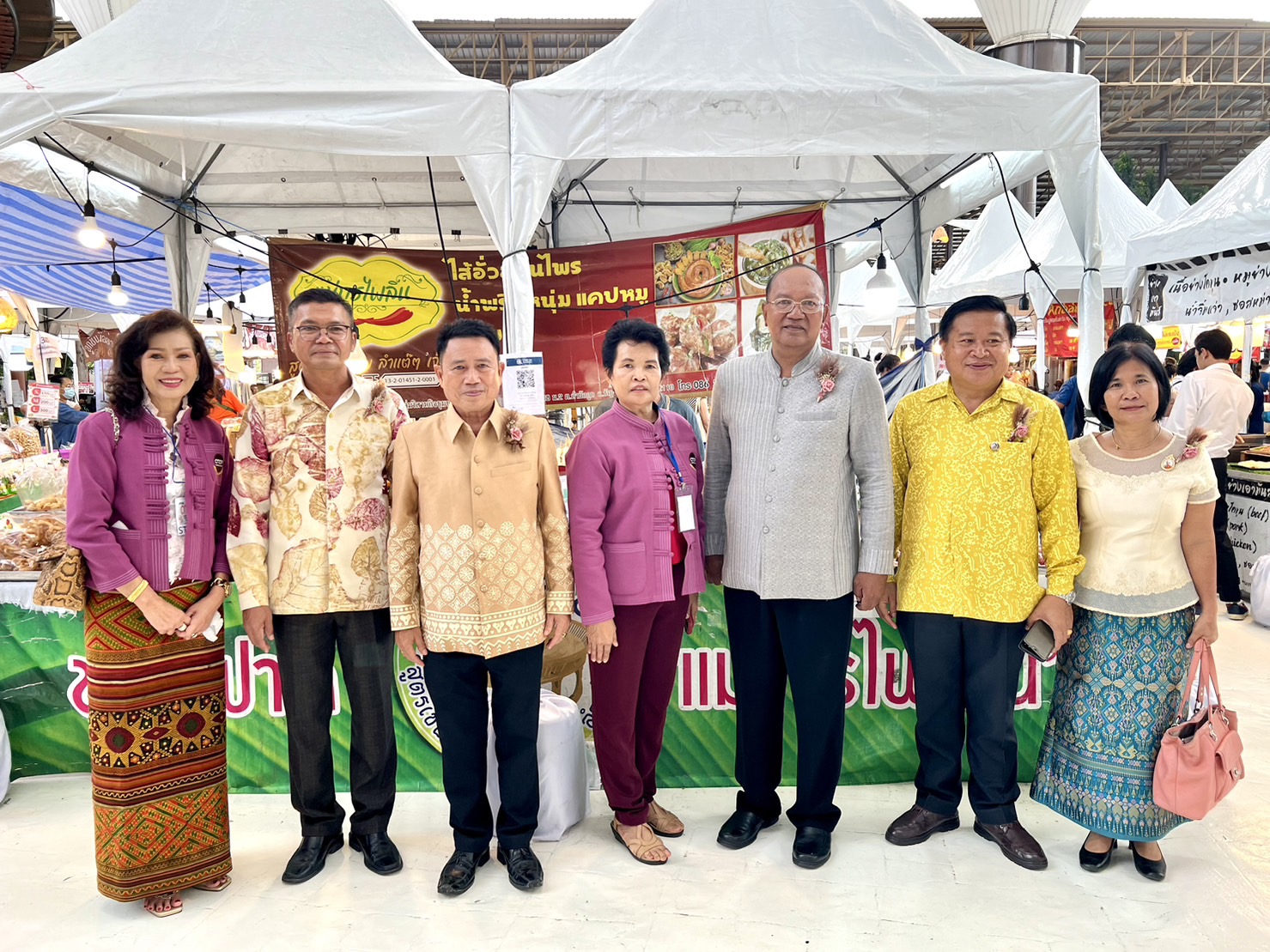 พช.พระนครศรีอยุธยา  ร่วมพิธีเปิดมหกรรมOTOP ปทุมธานีสานสัมพันธ์พระนครศรีอยุธยา