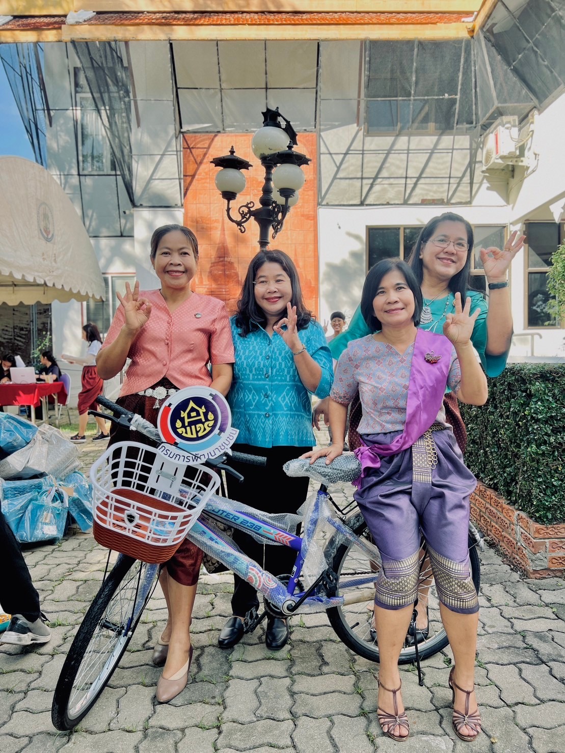 พช.กรุงเก่า รวมใจช่วยกาชาด