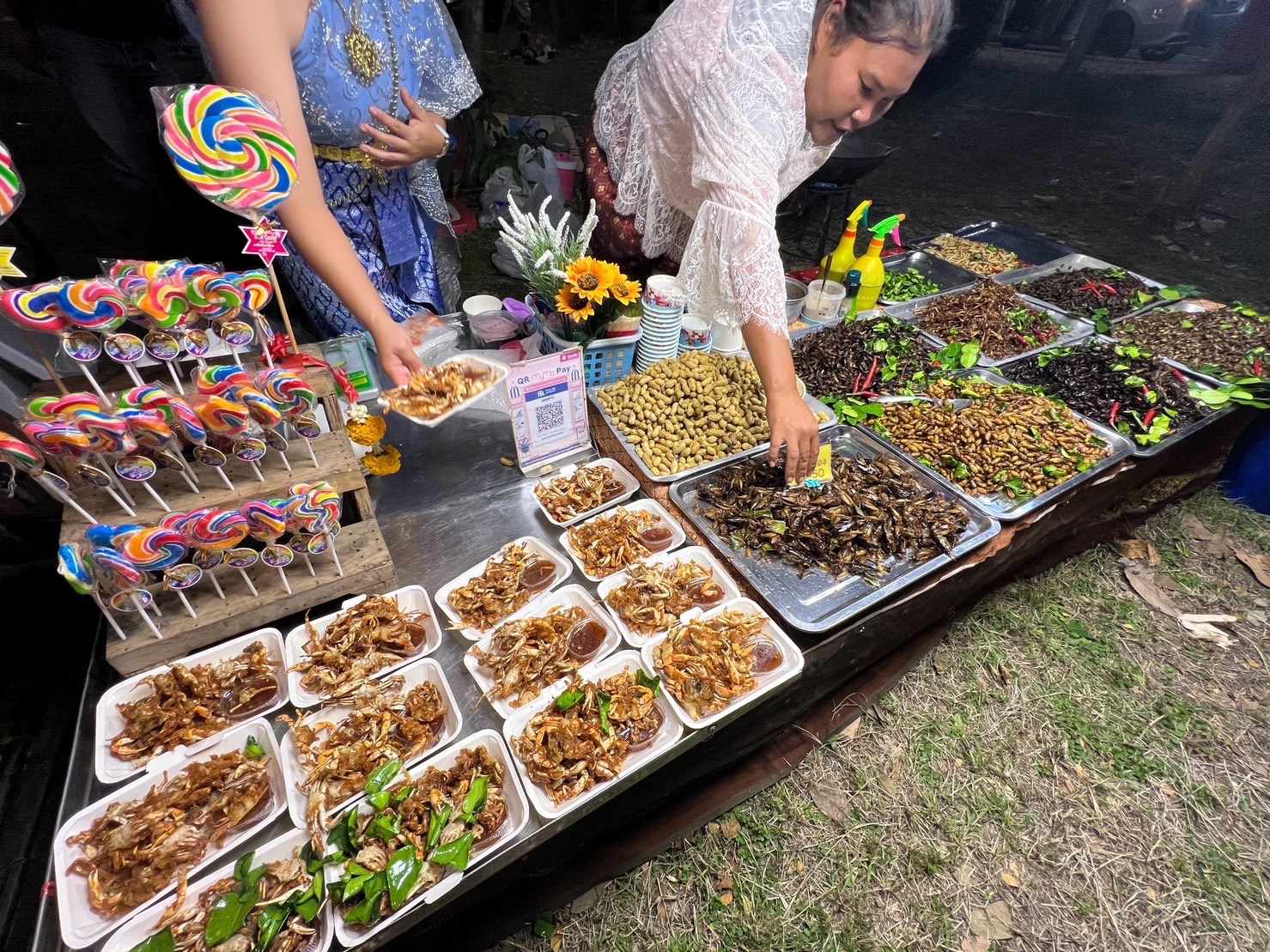 เปิดแล้ว “อยุธยาไนท์มาร์เก็ต” ตลาดย้อนยุคยามค่ำคืน