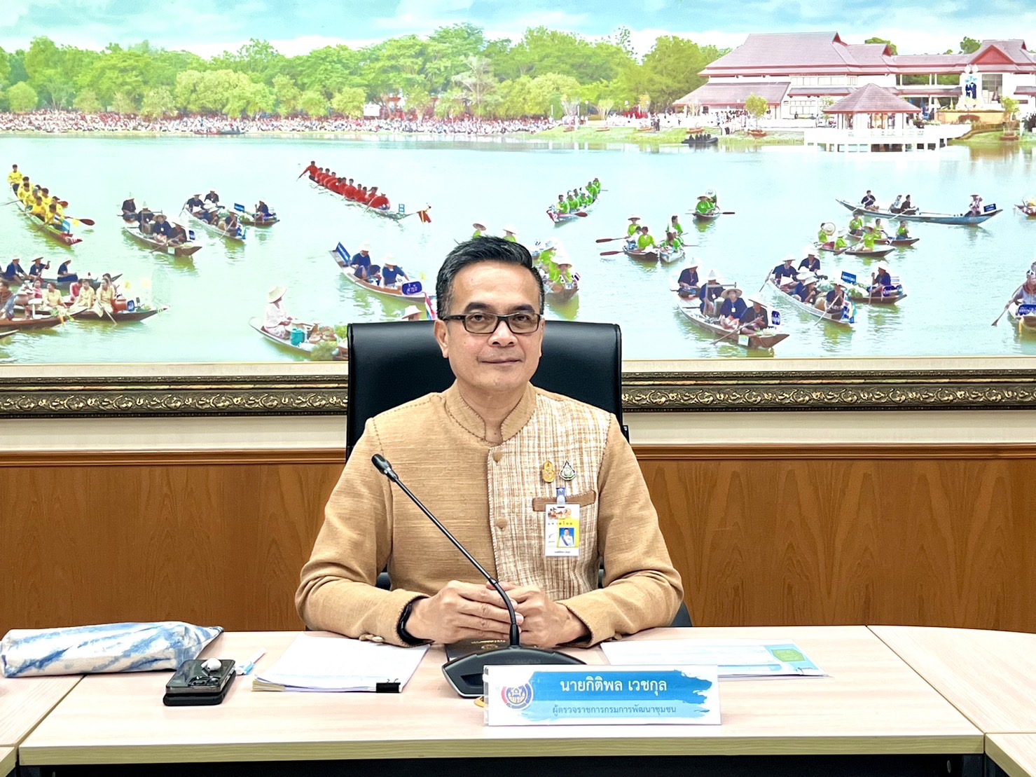 ผู้ตรวจราชการ ติดตาม “ภารกิจ 10 ประเด็น และองค์กรคุณธรรม” พช.อยุธยา