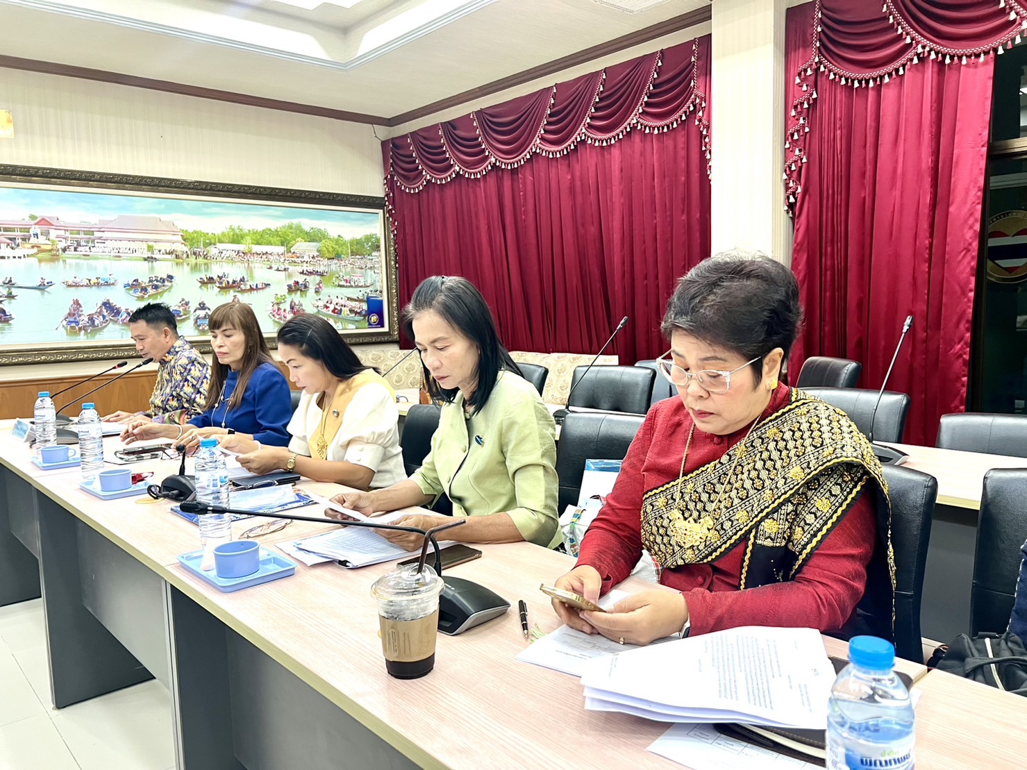 ผู้ตรวจราชการ ติดตาม “ภารกิจ 10 ประเด็น และองค์กรคุณธรรม” พช.อยุธยา