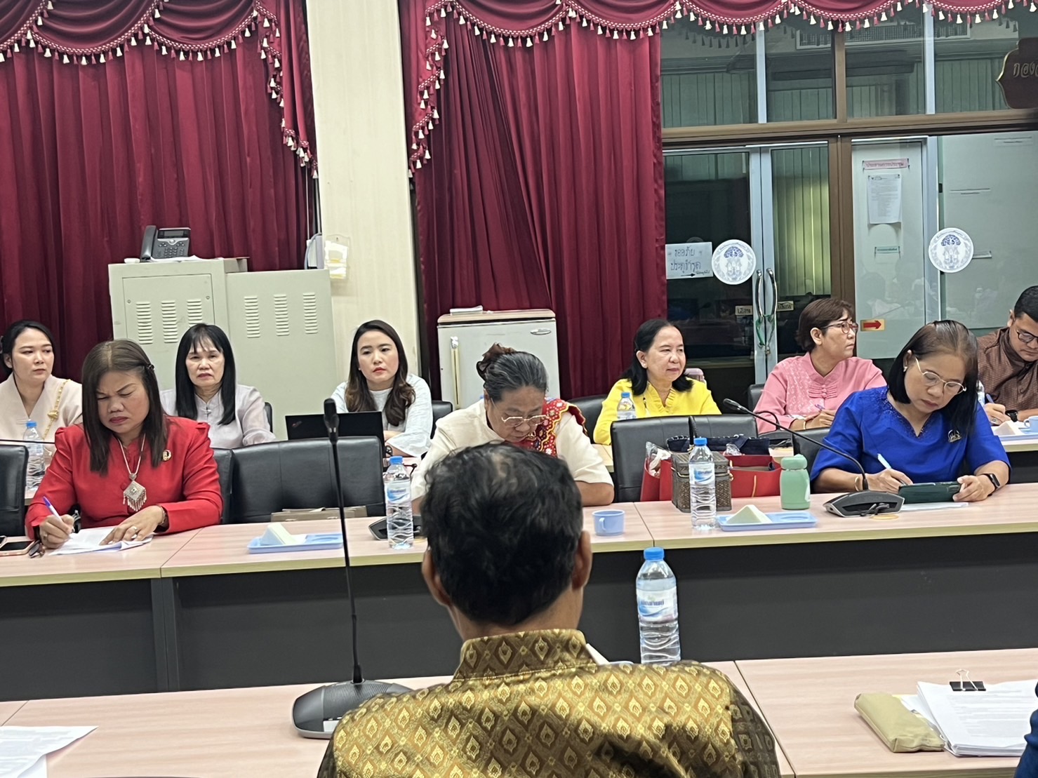 ผู้ตรวจราชการ ติดตาม “ภารกิจ 10 ประเด็น และองค์กรคุณธรรม” พช.อยุธยา