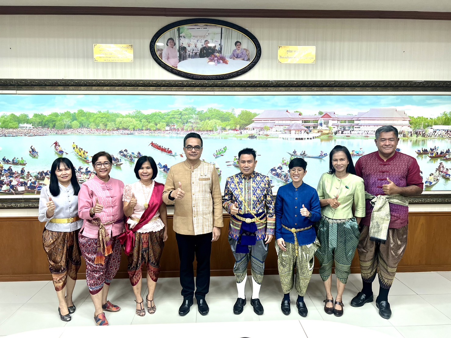 ผู้ตรวจราชการ ติดตาม “ภารกิจ 10 ประเด็น และองค์กรคุณธรรม” พช.อยุธยา