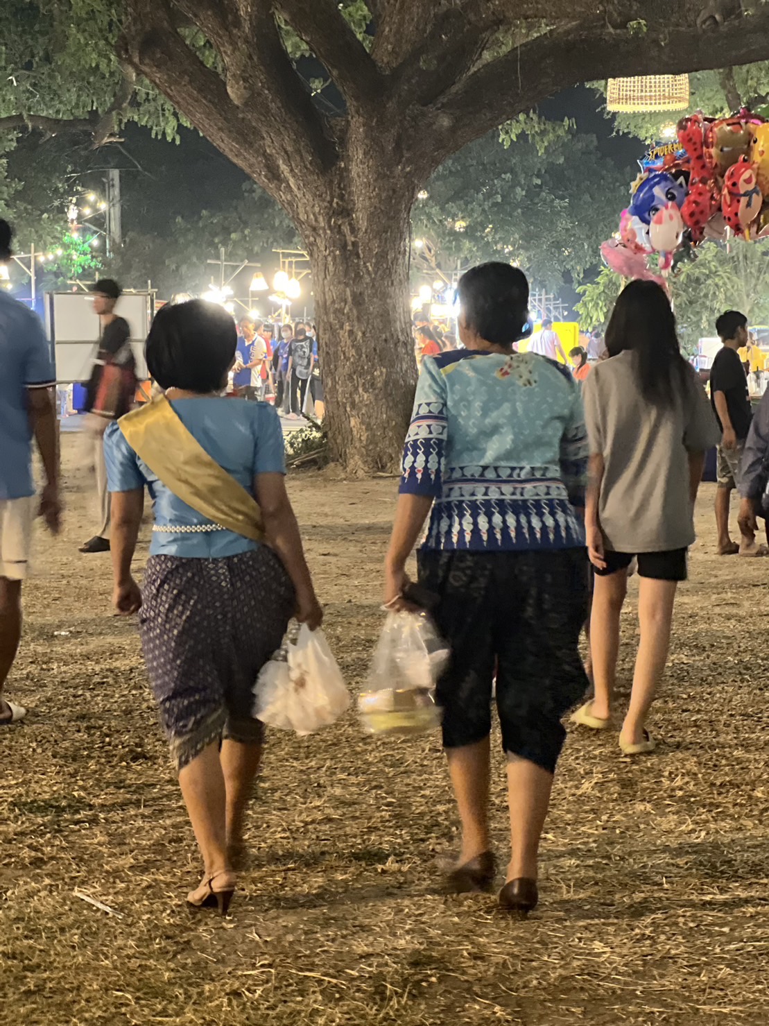 “อยุธยาไนท์มาร์เก็ต” ตลาดย้อนยุคยามค่ำคืน ใจกลางมรดกโลก