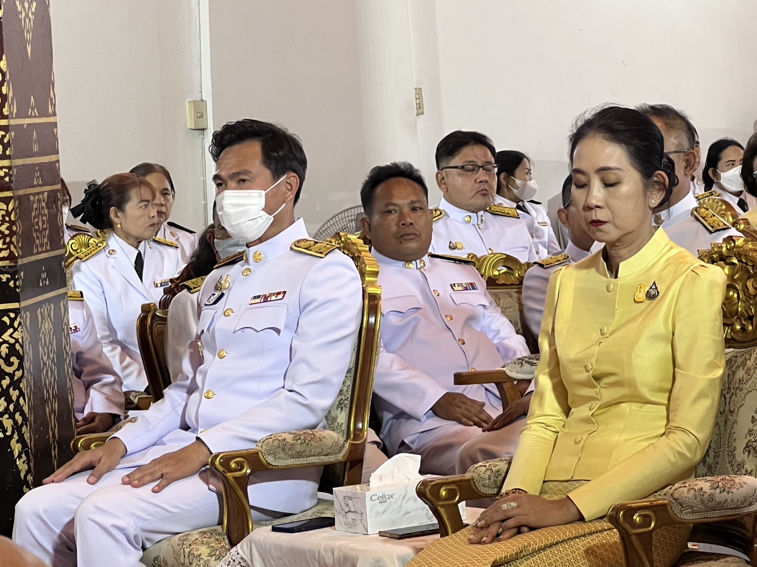 ปลัดกระทรวงมหาดไทย ถวายผ้าพระกฐินพระราชทานวัดหน้าพระเมรุราชิการาม