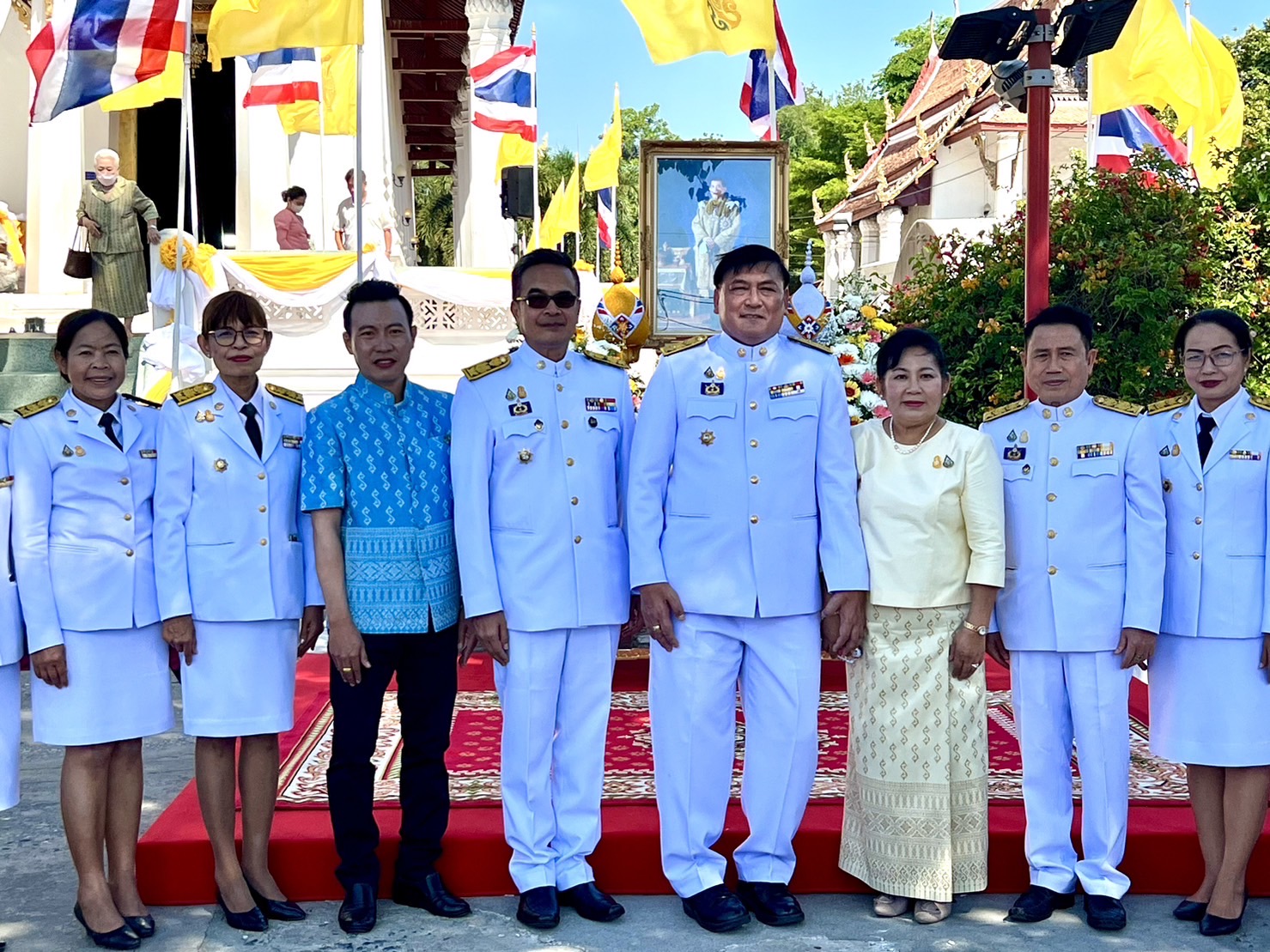 ปลัดกระทรวงมหาดไทย ถวายผ้าพระกฐินพระราชทานวัดหน้าพระเมรุราชิการาม