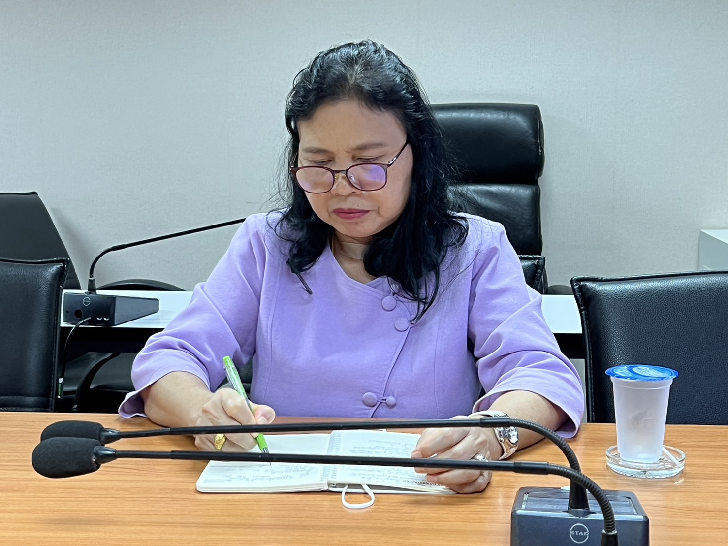 พช.อยุธยา ร่วมกับภาคีเครือข่าย คัดเลือกร้านค้าเข้า “ตลาดอยุธยาไนท์มาร์เก็ต”