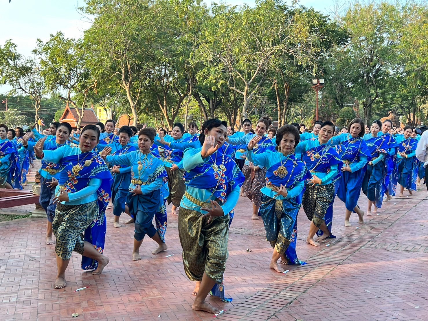 พช.กรุงเก่า ร่วมพิธีบวงสรวงบูรพกษัตริยาธิราชเจ้าแห่งกรุงศรีอยุธยา และพิธีสักการะพระบรมสารีริกธาตุในการจัดงาน “ยอยศยิ่งฟ้า อยุธยามรดกโลก ประจำปี พ.ศ. 2566”