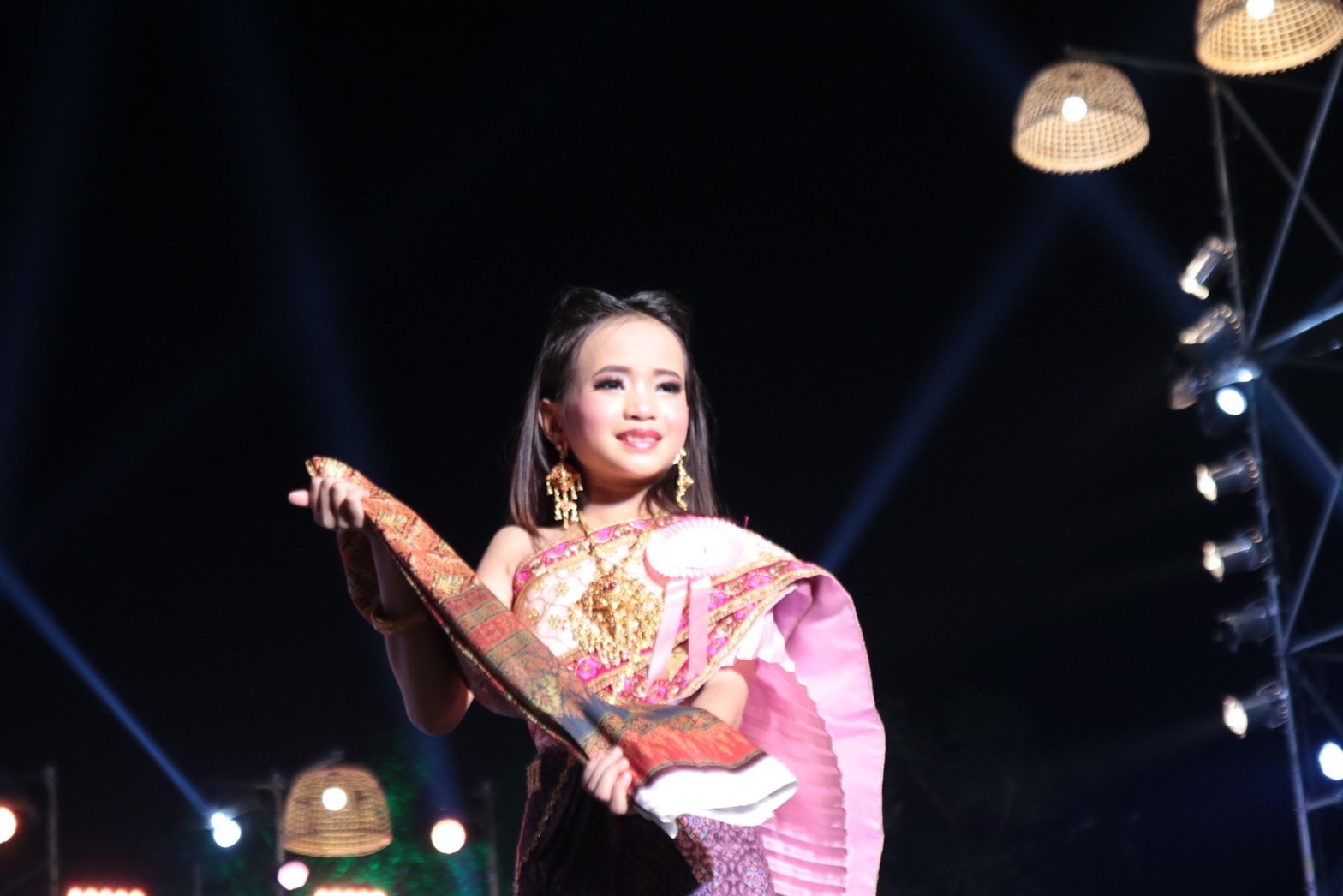 🔹พช.พระนครศรีอยุธยา  🎉น้องใบข้าว รับรางวัล “หนูน้อยกรุงเก่า” ประจำปี 2566