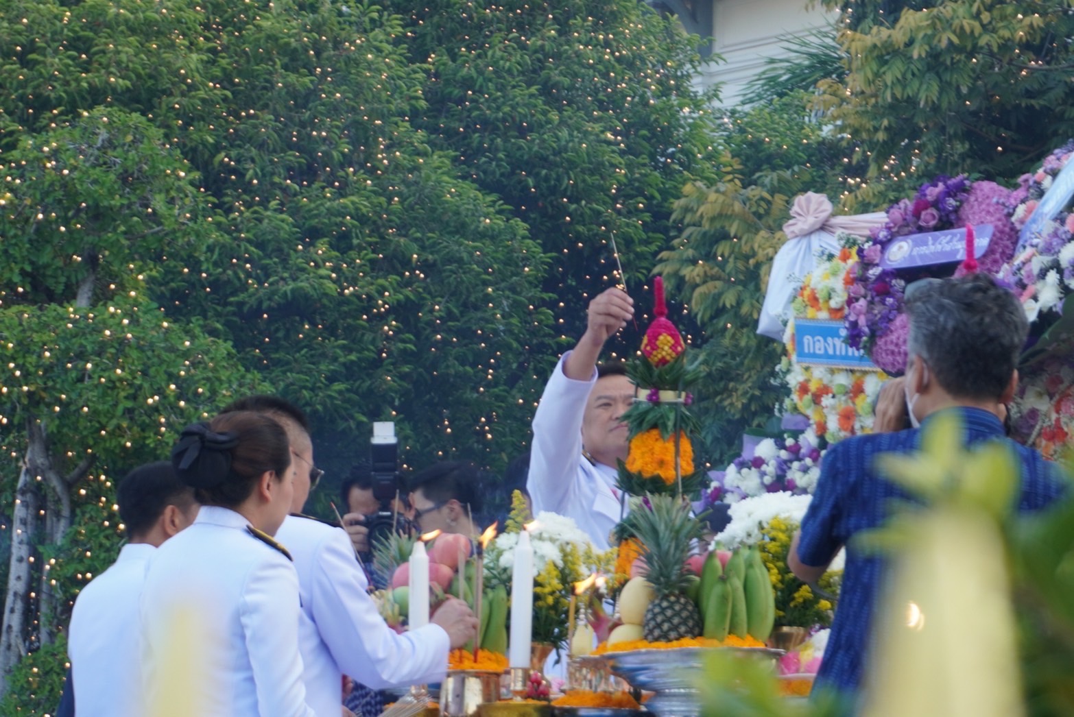 มท.1 นำข้าราชการ พนักงาน ร่วมวางพวงมาลา “วันดำรงราชานุภาพ“