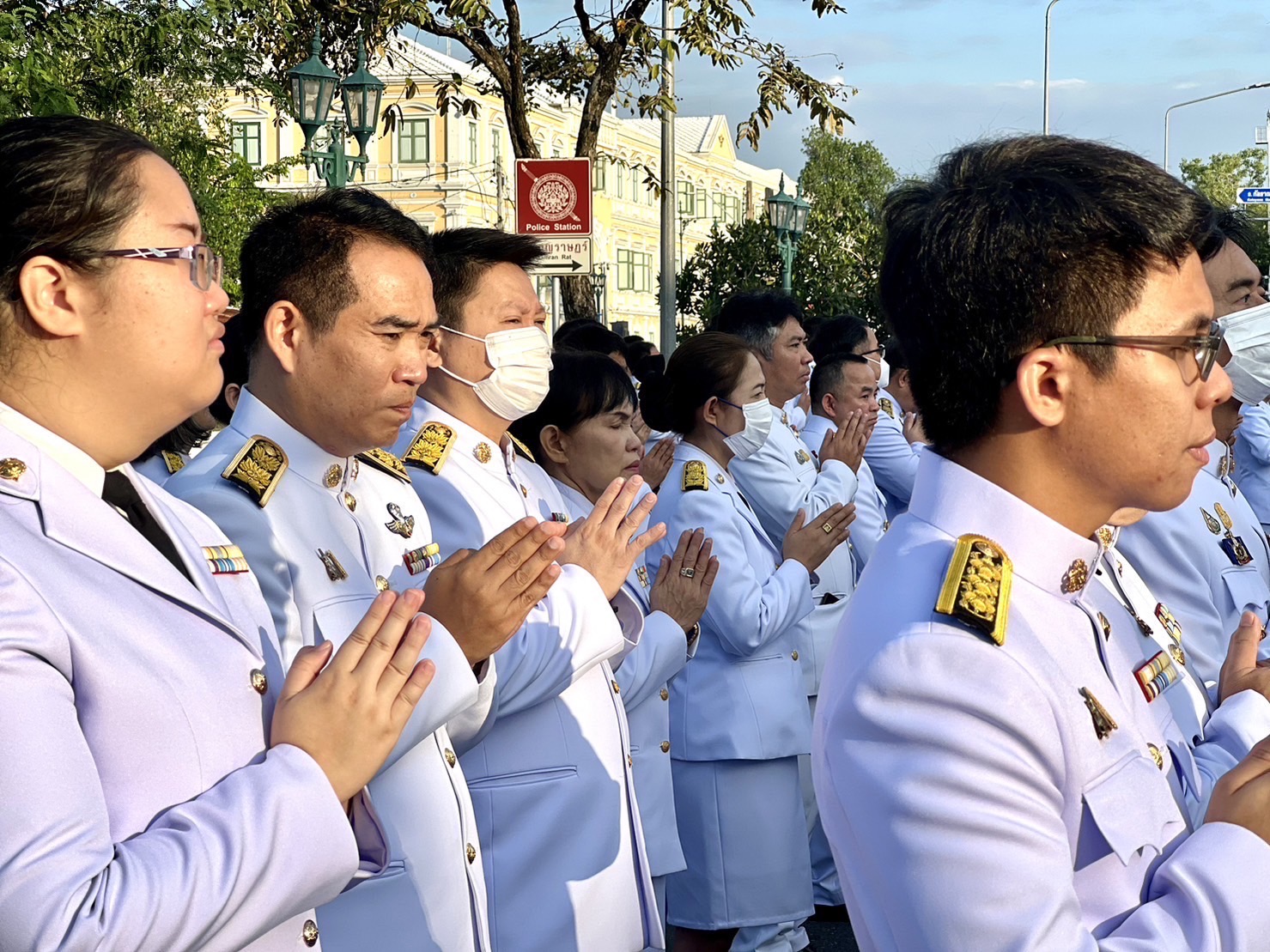 มท.1 นำข้าราชการ พนักงาน ร่วมวางพวงมาลา “วันดำรงราชานุภาพ“