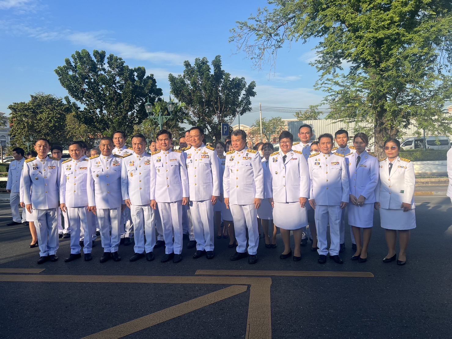 มท.1 นำข้าราชการ พนักงาน ร่วมวางพวงมาลา “วันดำรงราชานุภาพ“