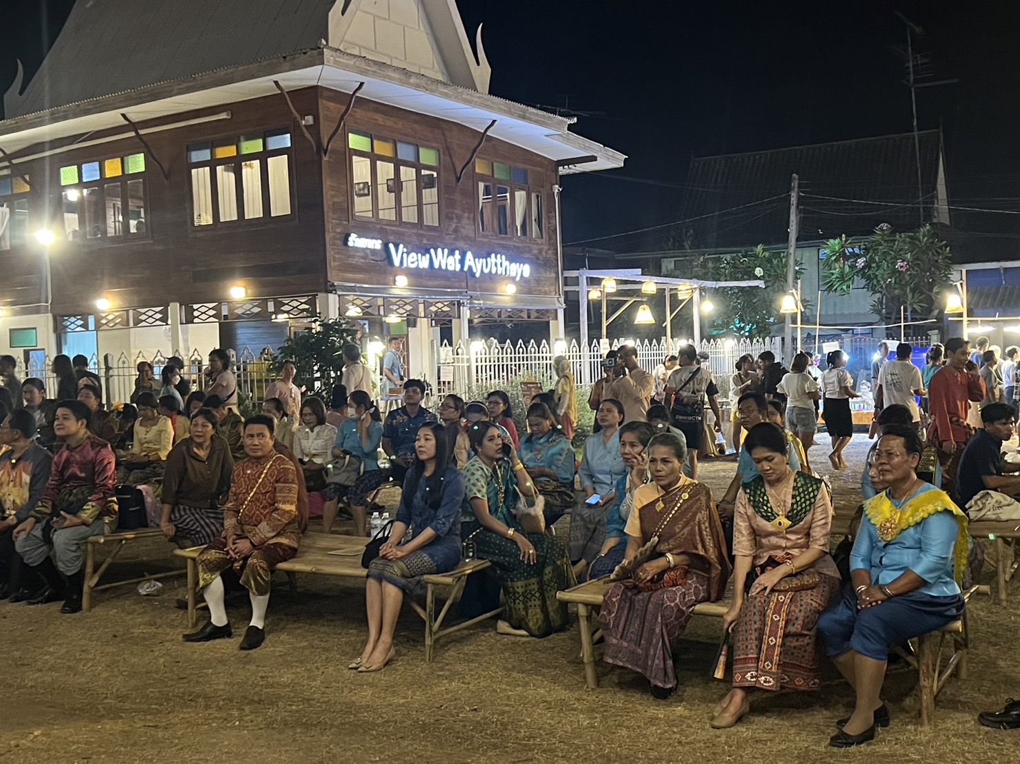 กรมการพัฒนาชุมชน พลักดันเศรษฐกิจฐานราก เปิดตลาด “อยุธยาไนท์มาร์เก็ต”