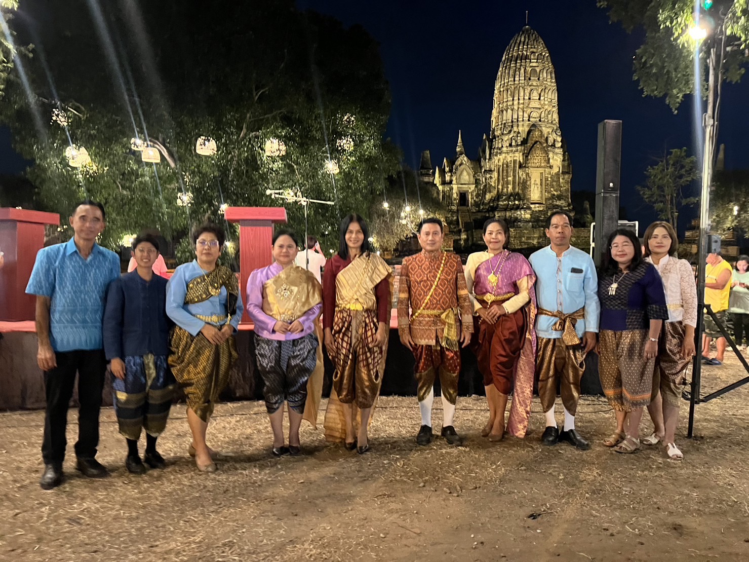 กรมการพัฒนาชุมชน พลักดันเศรษฐกิจฐานราก เปิดตลาด “อยุธยาไนท์มาร์เก็ต”