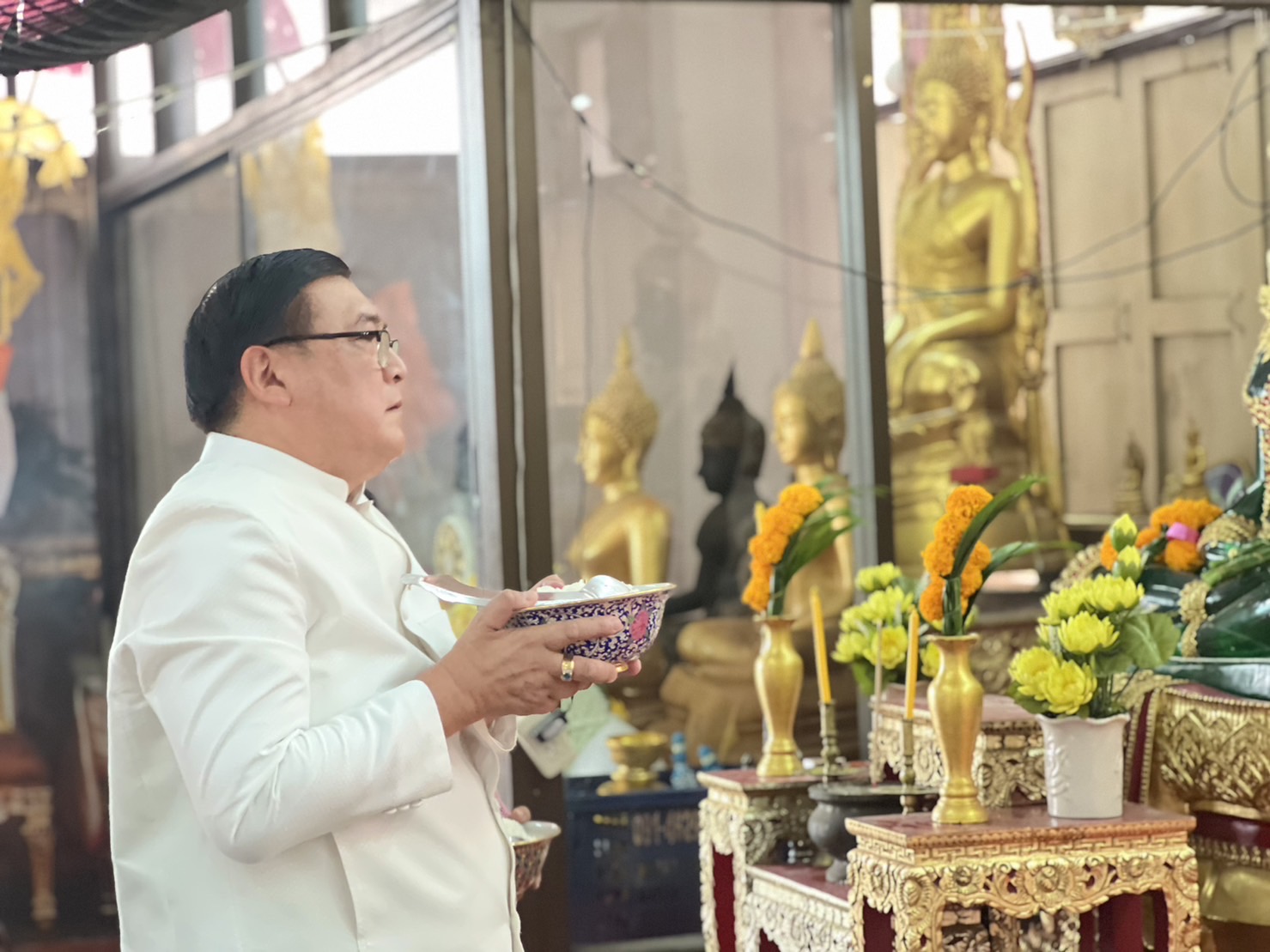 พช.อยุธยา ขับเคลื่อน พช.ใสสะอาด “ผู้ว่าฯ พาทำบุญ”