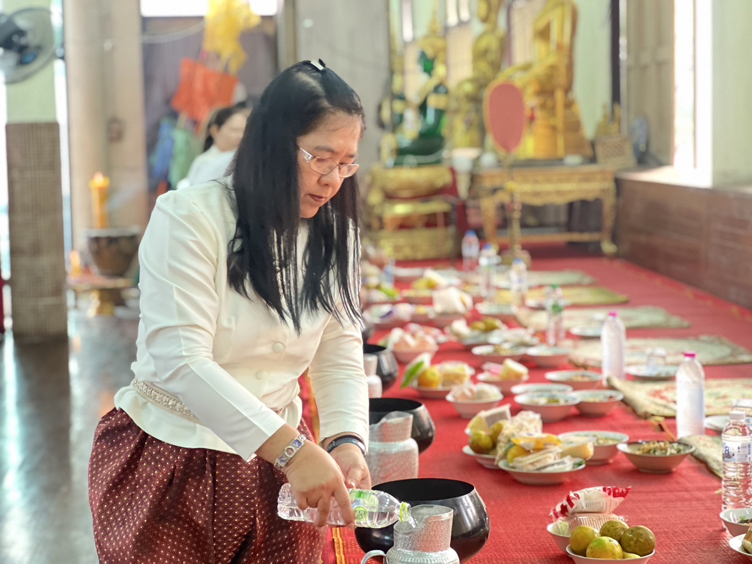 พช.อยุธยา ขับเคลื่อน พช.ใสสะอาด “ผู้ว่าฯ พาทำบุญ”
