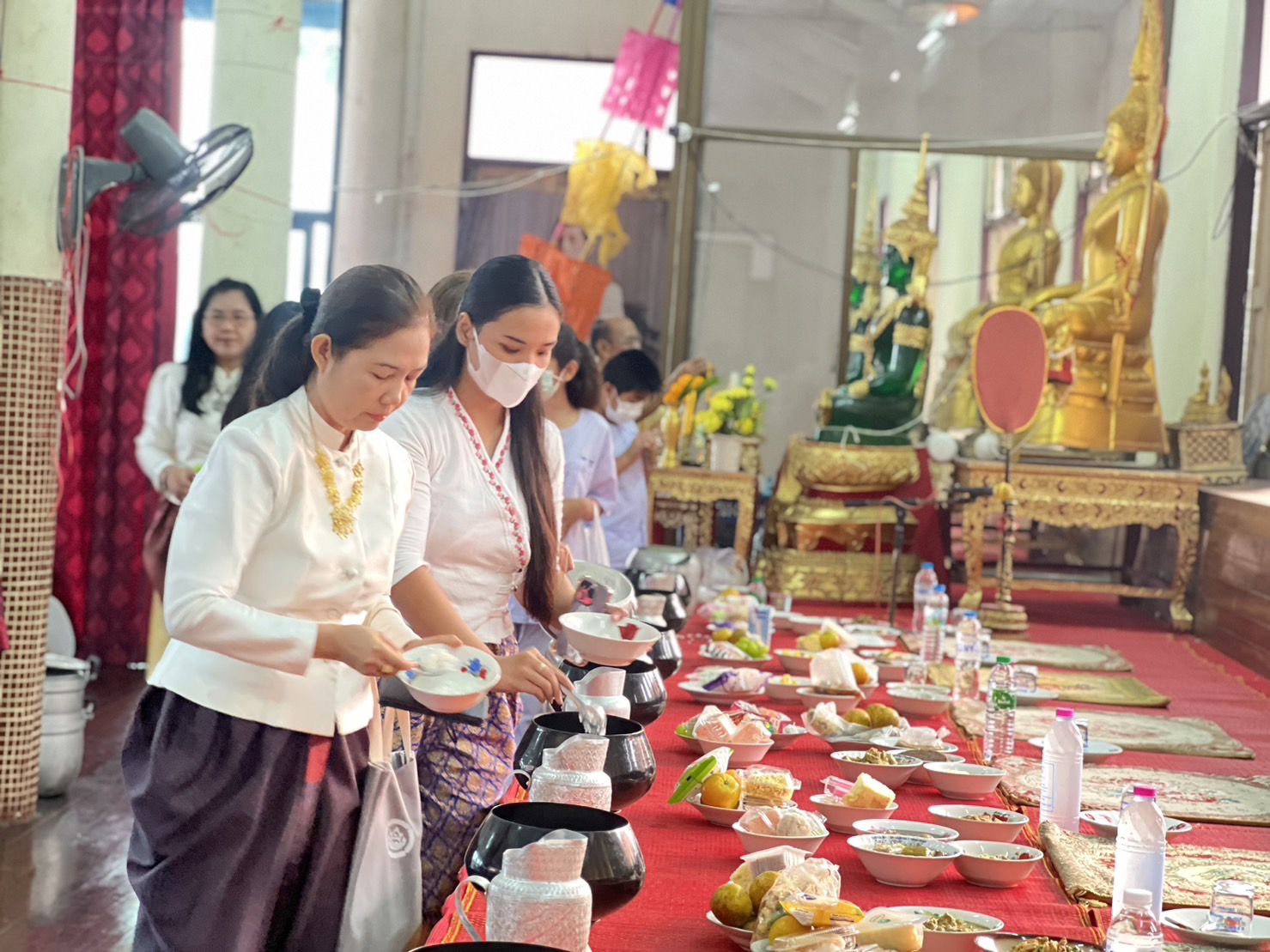 พช.อยุธยา ขับเคลื่อน พช.ใสสะอาด “ผู้ว่าฯ พาทำบุญ”