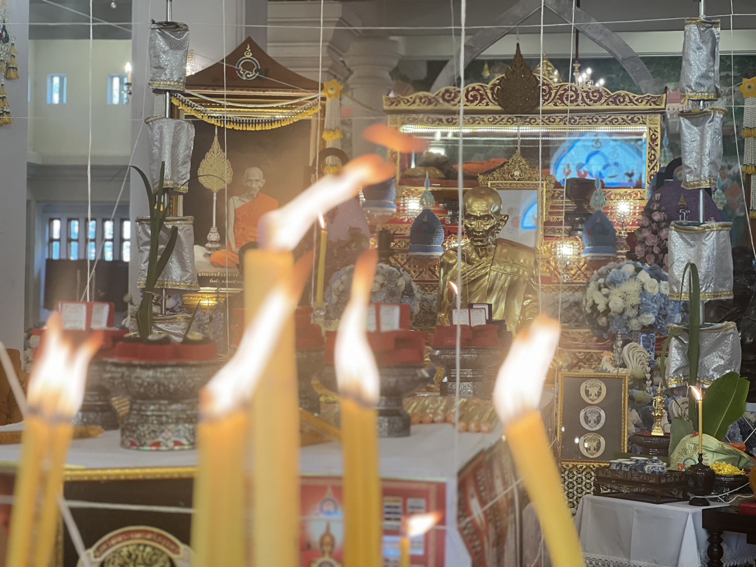 อยุธยา ประกอบพิธีพุทธาภิเษก “เข็มที่ระลึก” ตราจังหวัดพระนครศรีอยุธยา