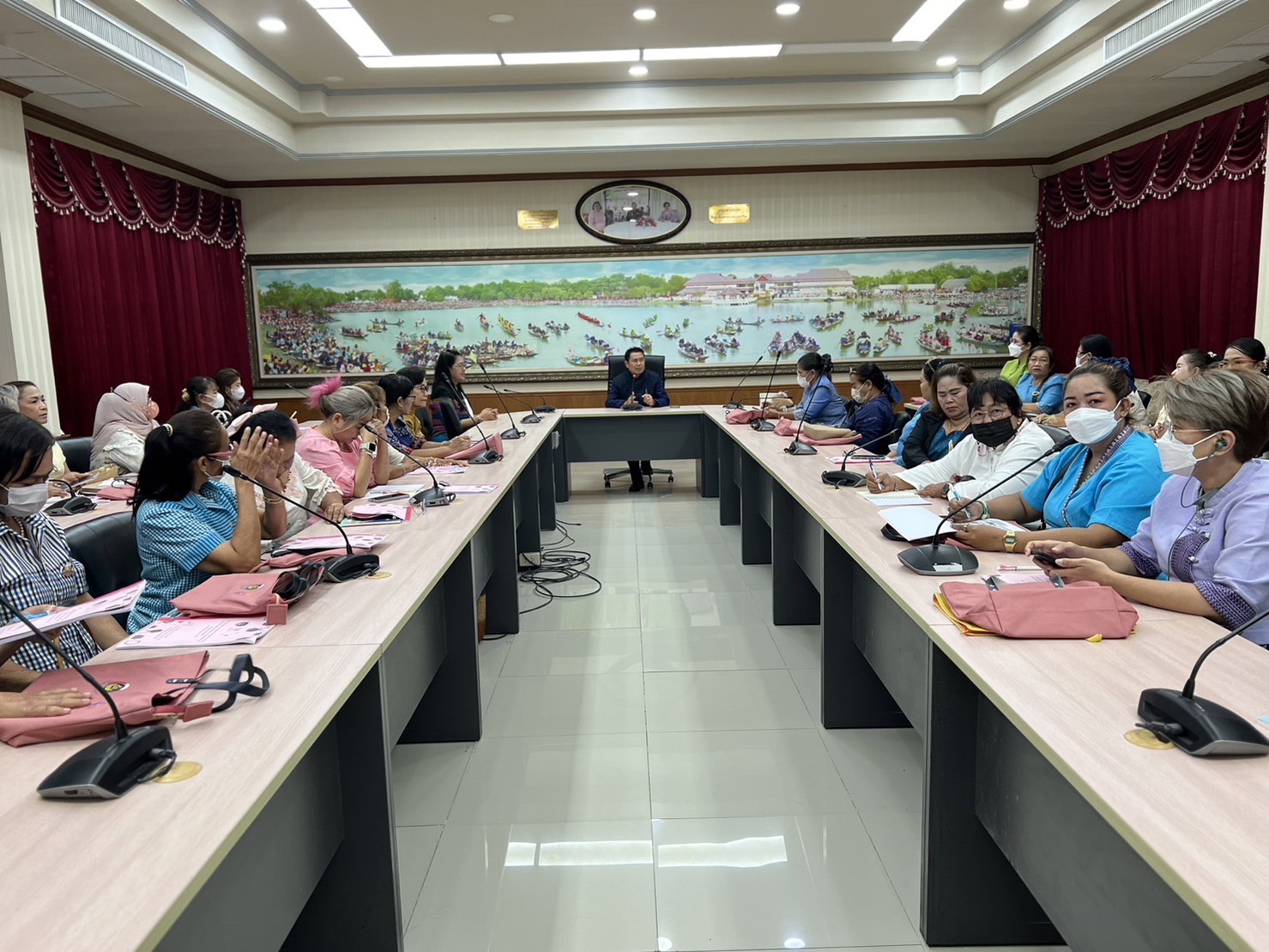 พช.อยุธยา เดินหน้าเพิ่มประสิทธิภาพการปฏิบัติงานกองทุนพัฒนาบทบาทสตรีแก่กลไกการขับเคลื่อนกองทุนพัฒนาบทบาทสตรี