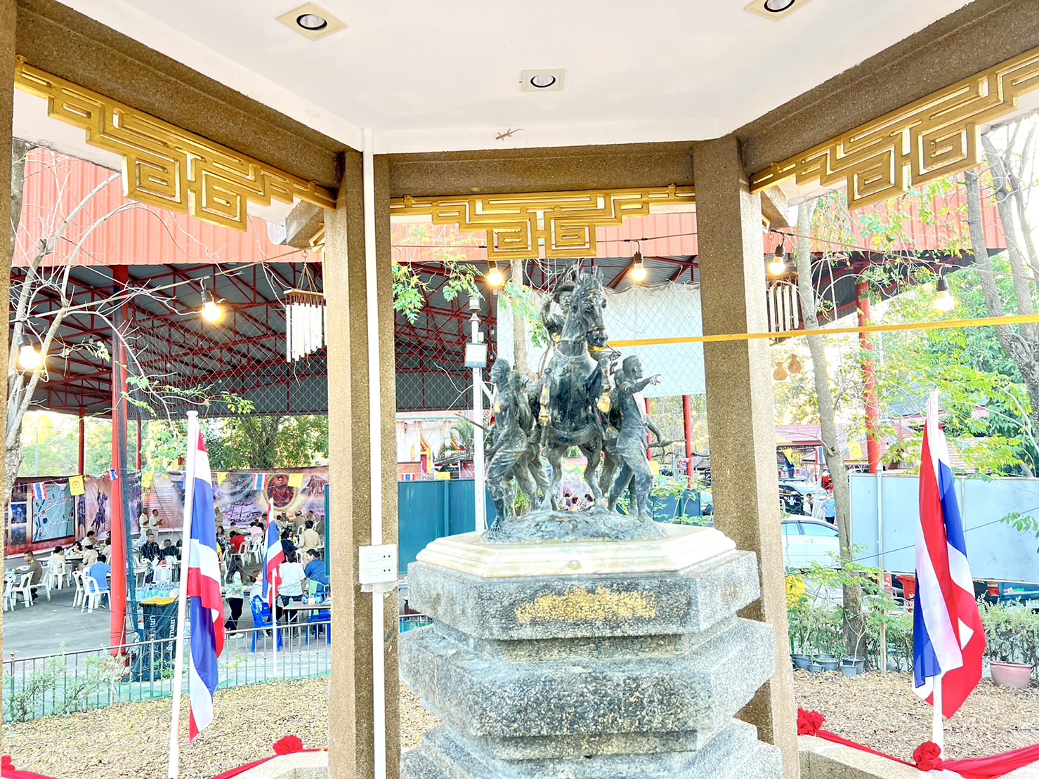 พัฒนาการจังหวัด ถวายราชสักการะเนื่องในวัน “ฉลองชัยชนะสมเด็จพระเจ้าตากสินมหาราช”