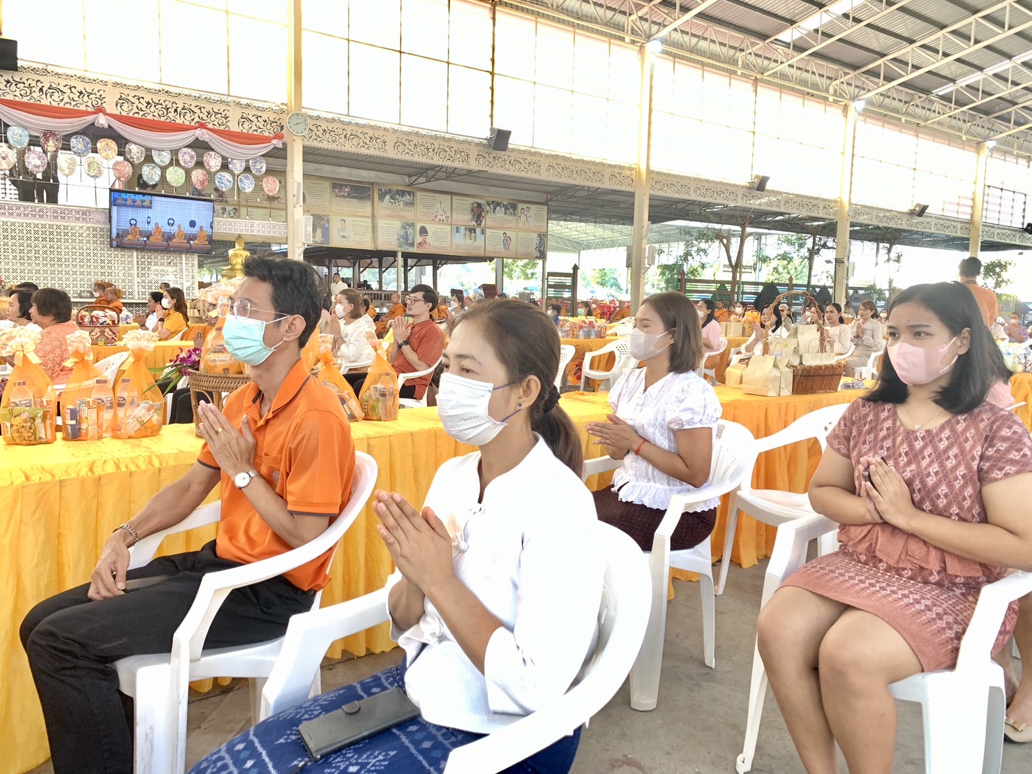 พช.กรุงเก่า ร่วมพิธีเจริญพระพุทธมนต์และทำบุญตักบาตรเฉลิมพระเกียรติ เนื่องในโอกาสวันคล้ายวันประสูติ สมเด็จพระเจ้าลูกเธอ เจ้าฟ้าสิริวัณณวรี นารีรัตนราชกัญญา วันที่ 8 มกราคม 2567
