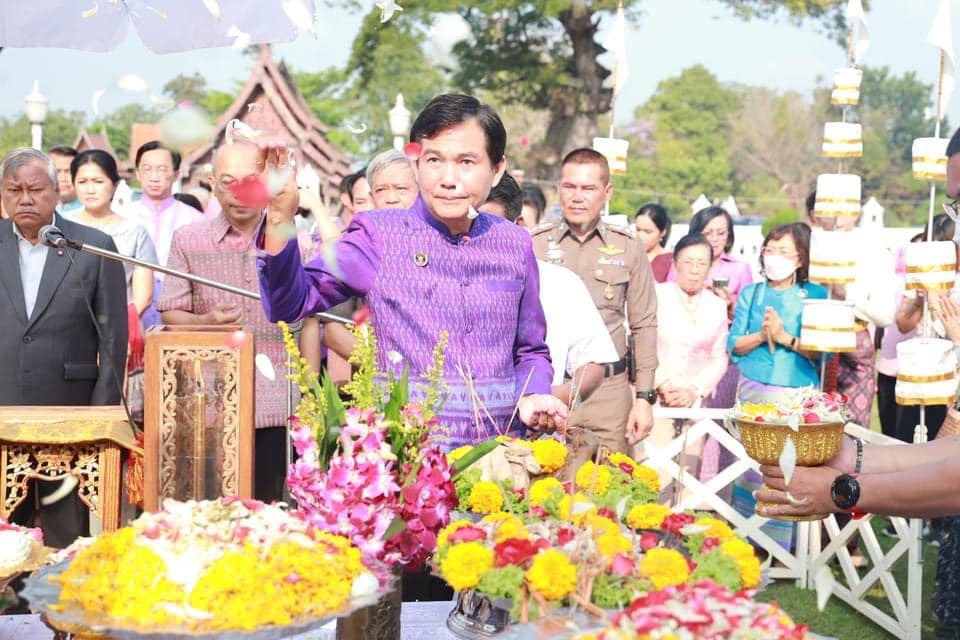 พช.กรุงเก่า ร่วมกับมูลนิธิสมเด็จพระสุริโยทัย จัดพิธีบวงสรวงและน้อมรำลึก เนื่องในวันคล้ายวันสิ้นพระชนม์ของสมเด็จพระสุริโยทัย ครบ 476 ปี และน้อมรำลึกวันทหารผ่านศึก