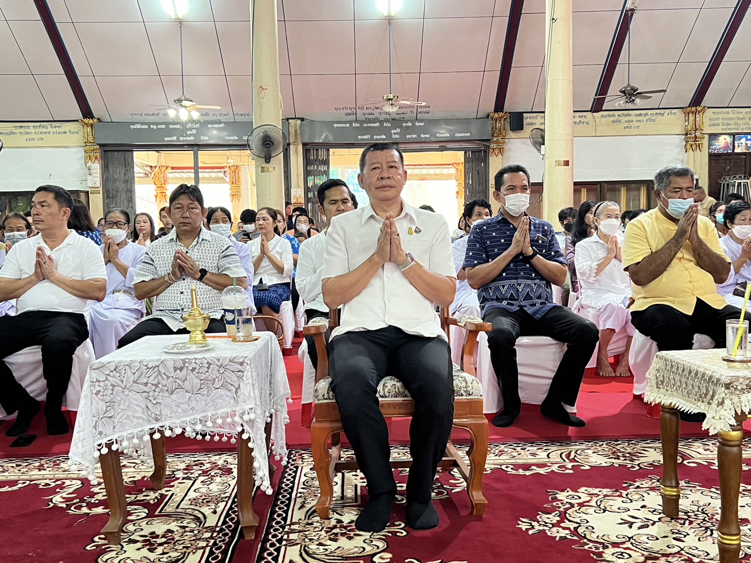พัฒนาการจังหวัดอยุธยา ร่วมพิธีทำบุญตักบาตร เข้าวัดปฏิบัติธรรมวันธรรมสวนะ
